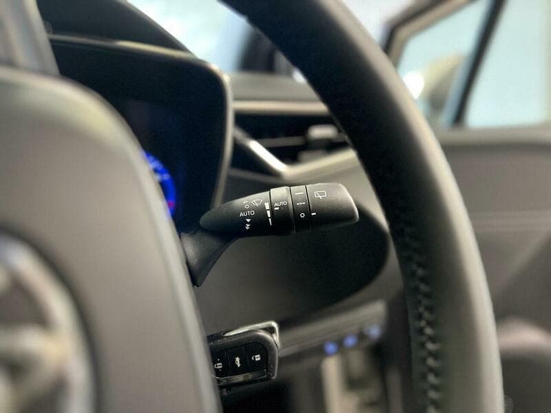 2019 Toyota Corolla - Image 35