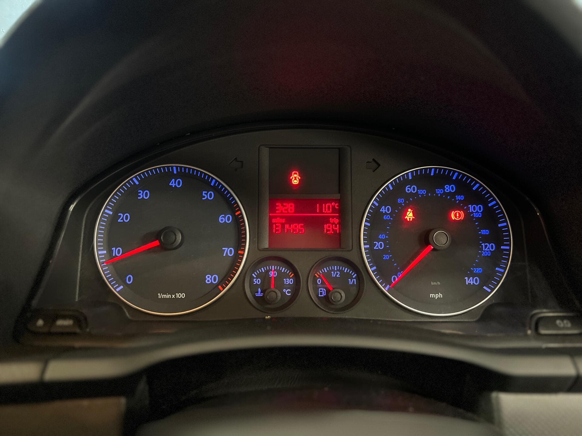 2008 Volkswagen Golf - Image 25