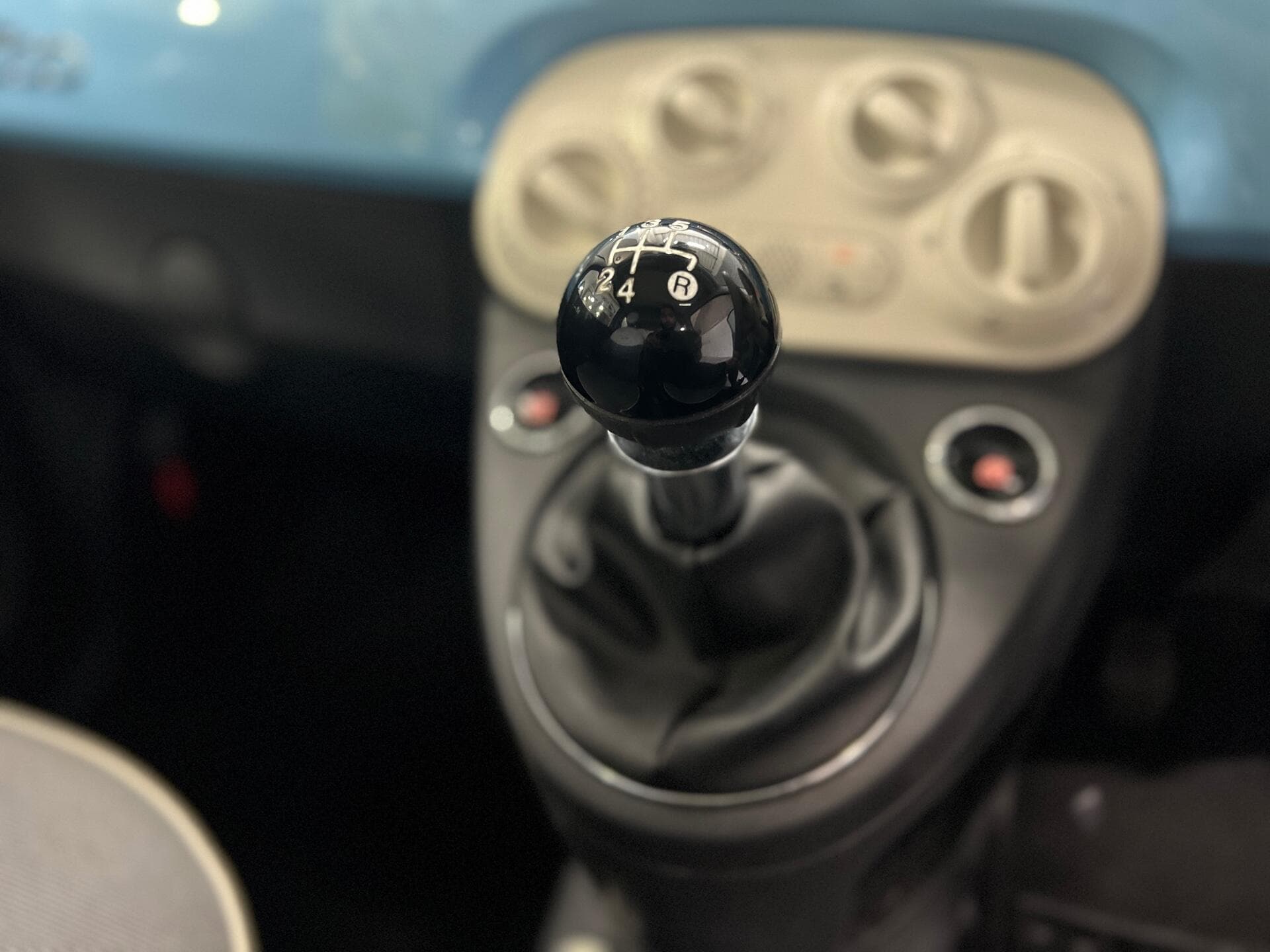 2015 Fiat 500 - Image 34