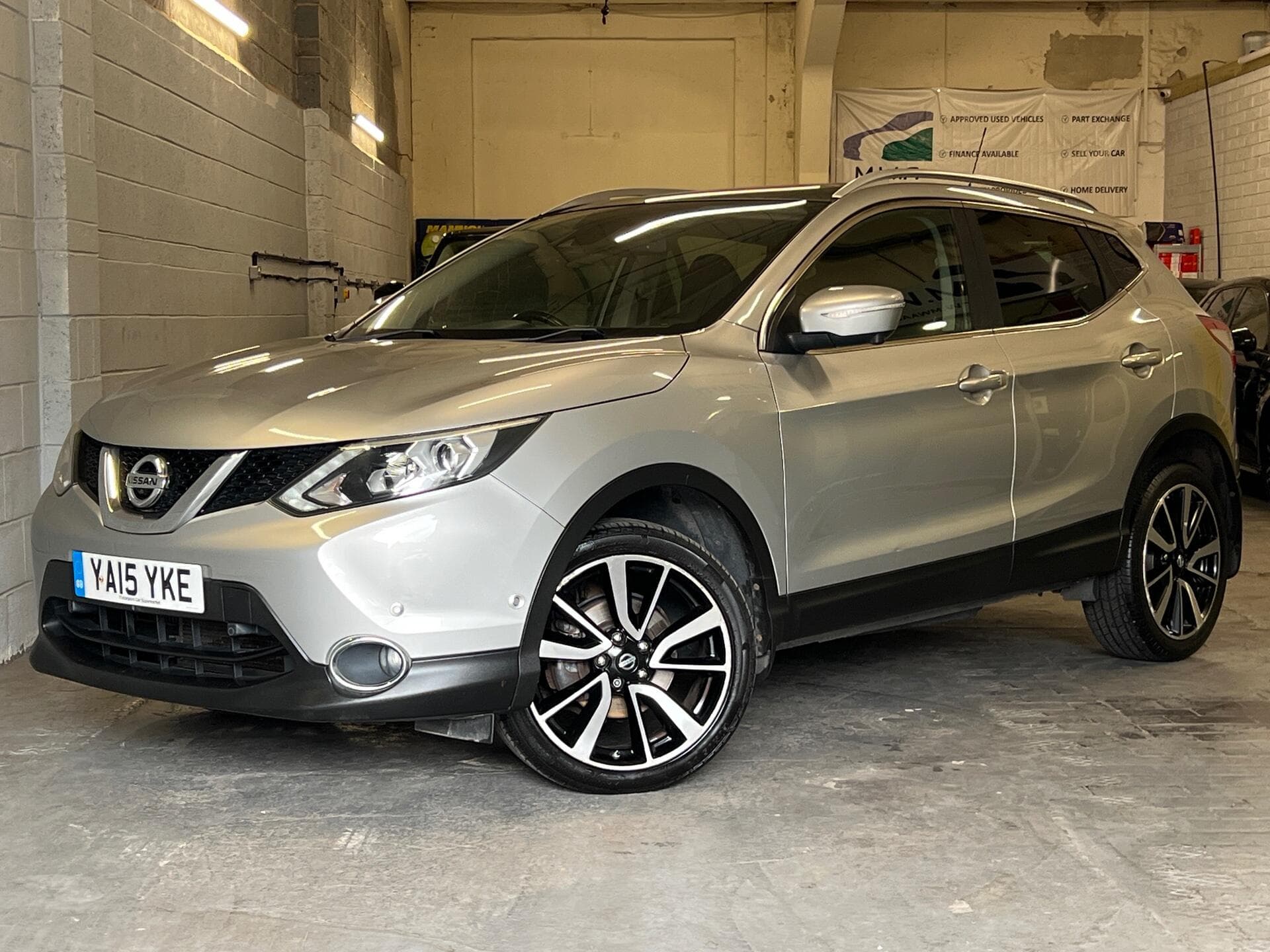 2015 Nissan Qashqai - Image 4