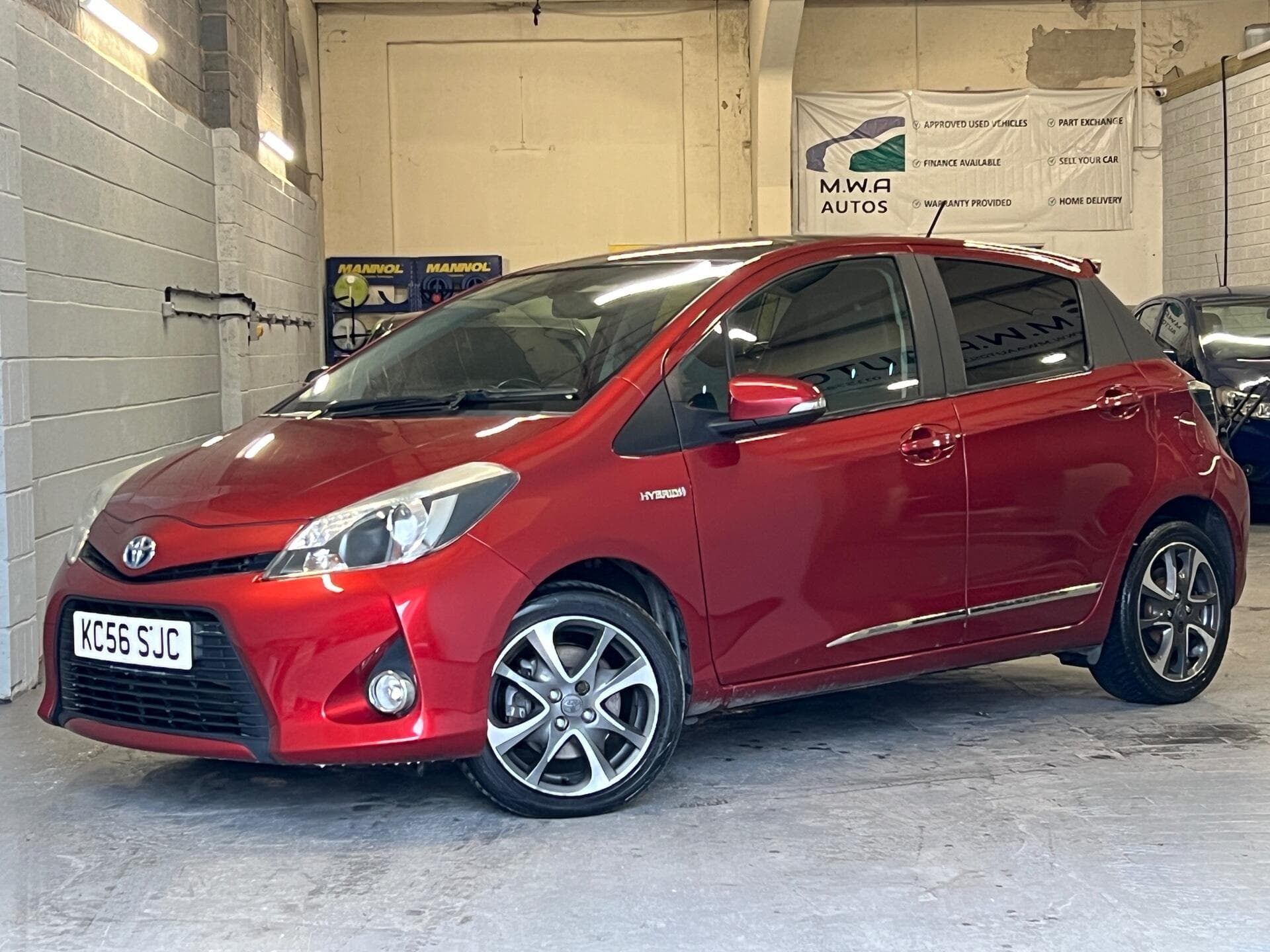 2014 Toyota Yaris - Image 16