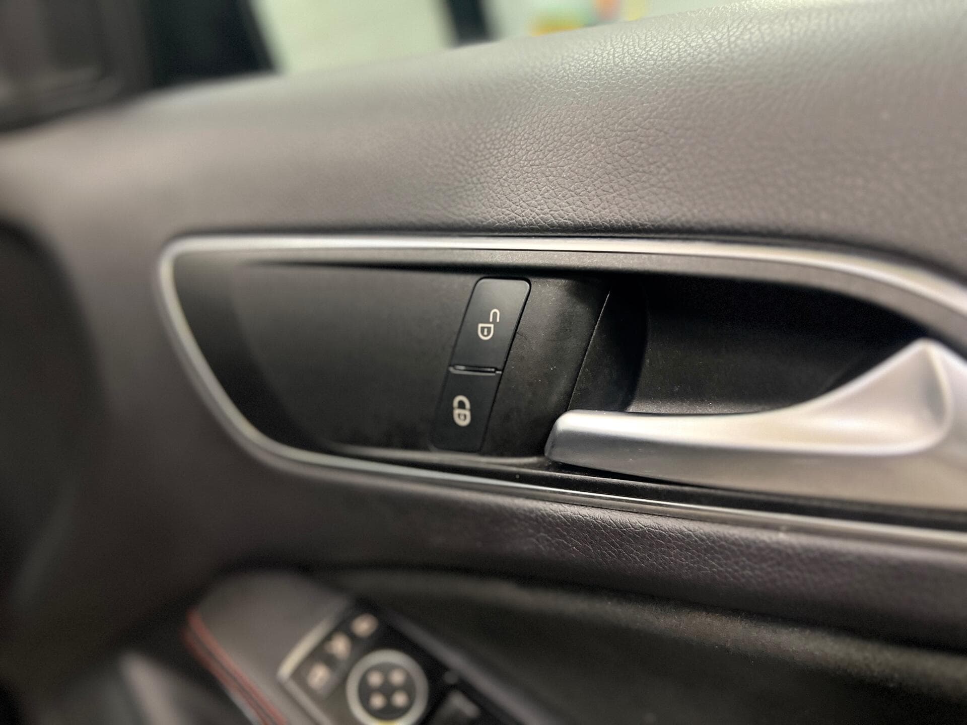 2017 Mercedes-Benz A Class - Image 27