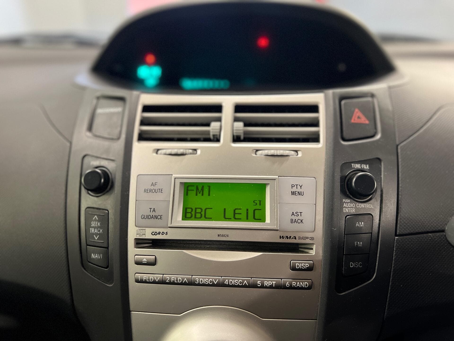 2008 Toyota Yaris - Image 28