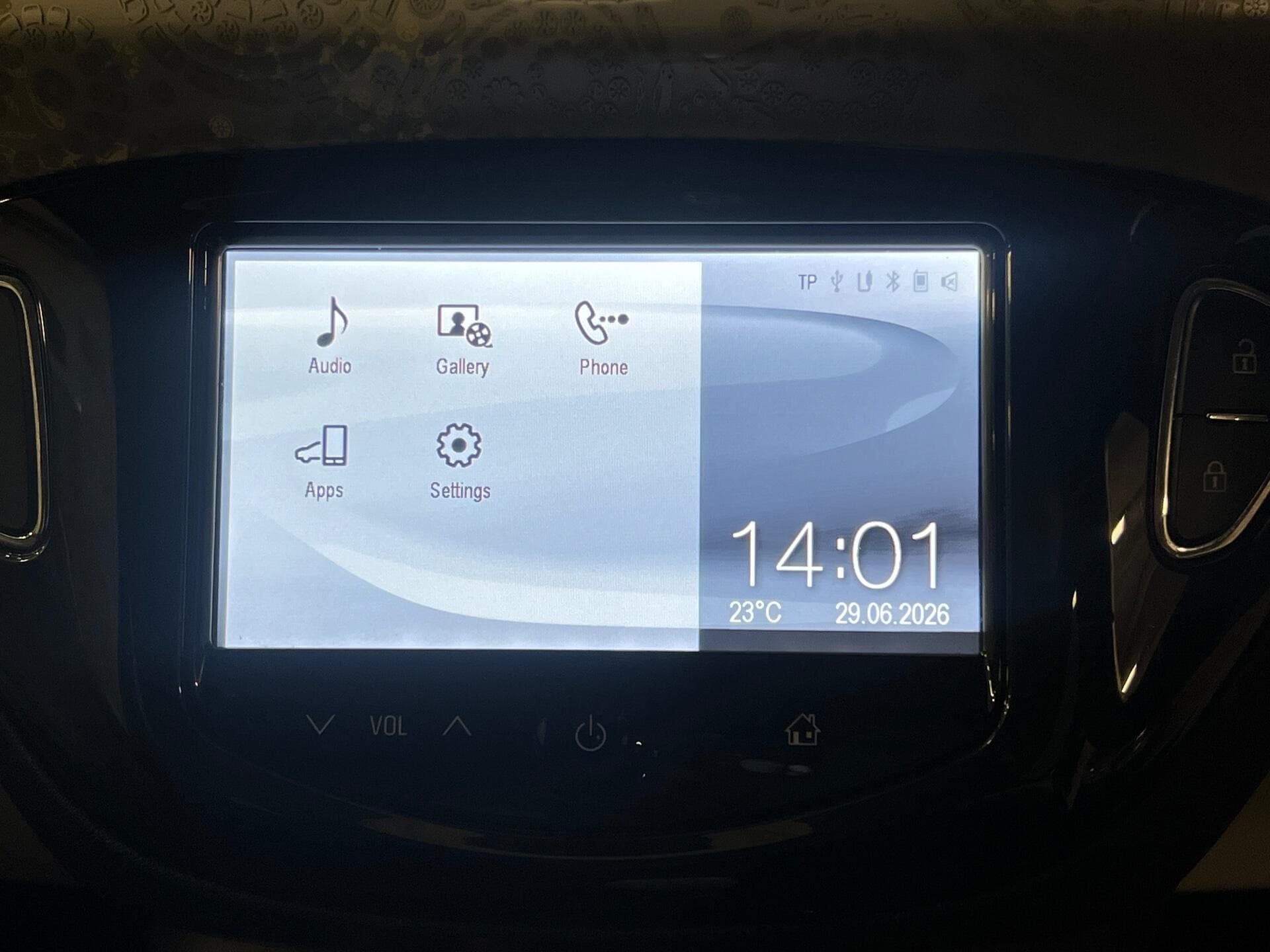 2015 Vauxhall ADAM - Image 38