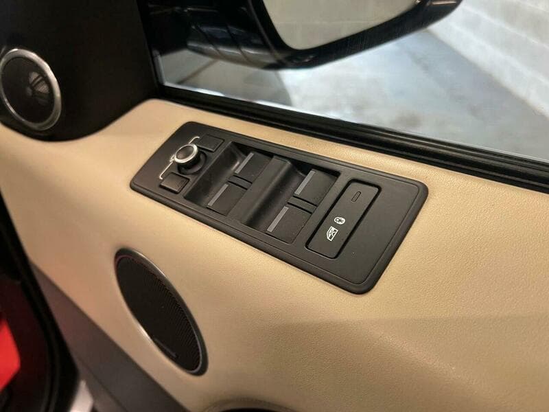 2016 Land Rover Range Rover Sport - Image 31