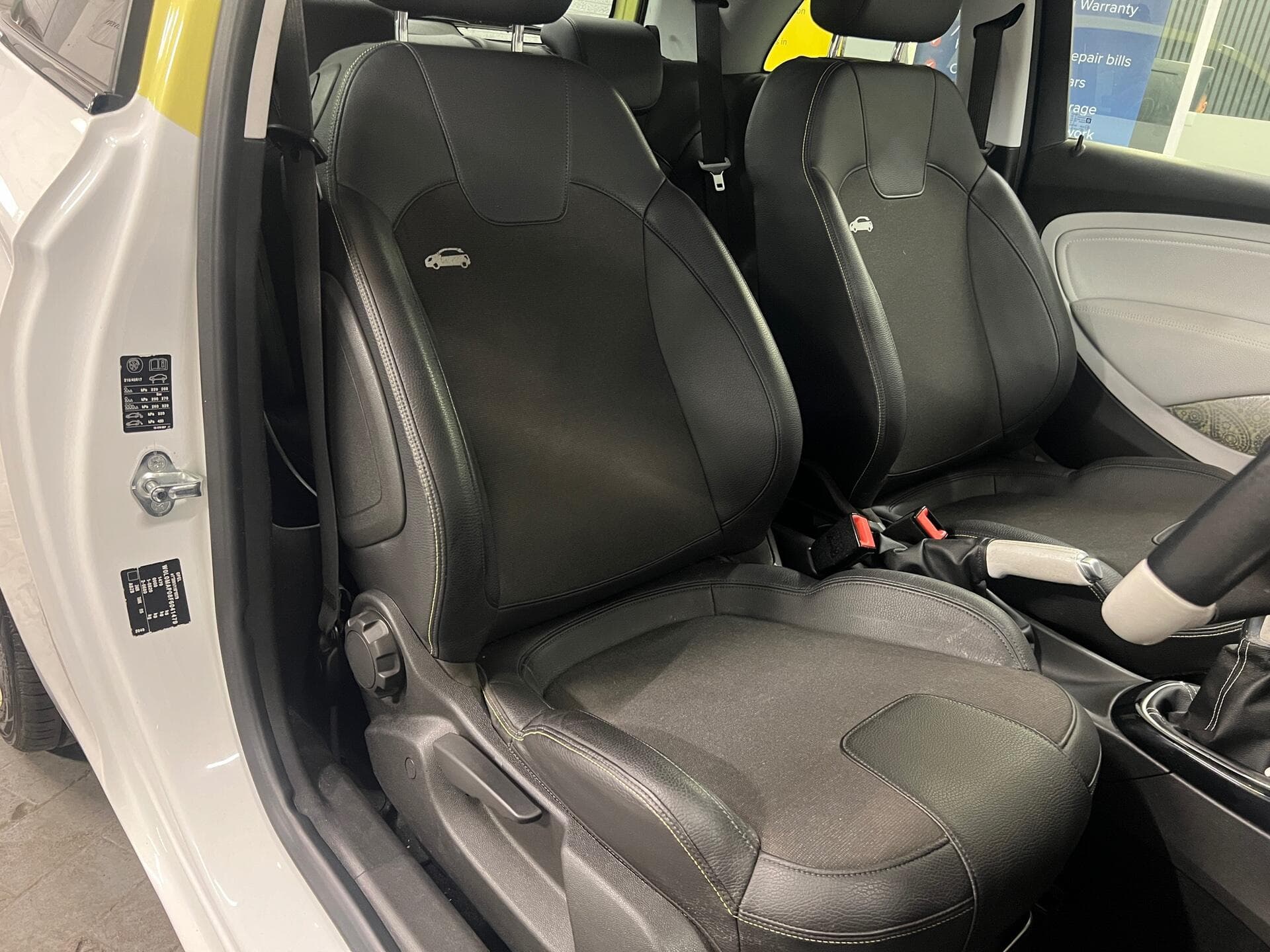 2015 Vauxhall ADAM - Image 25