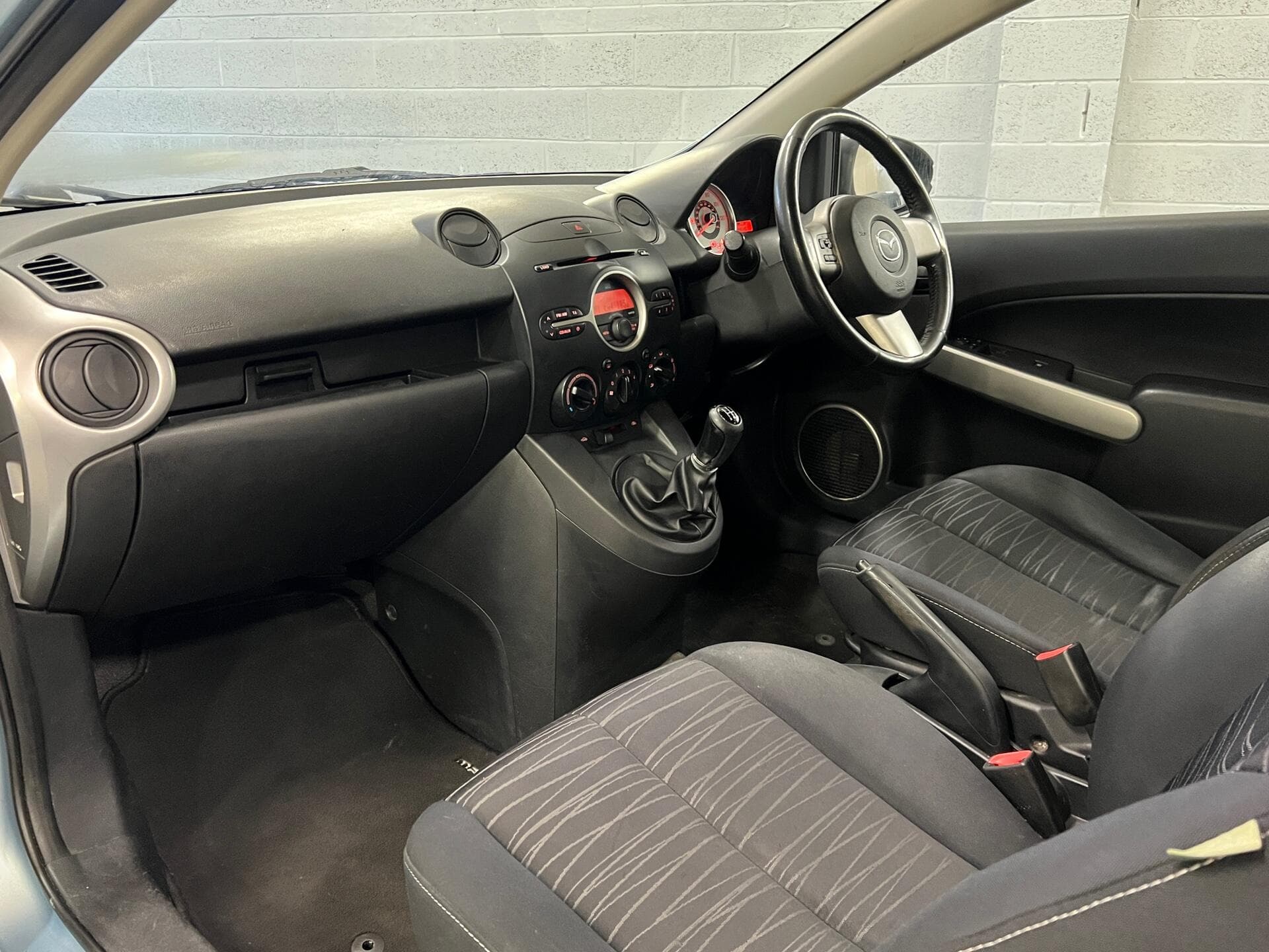 2008 Mazda Mazda2 - Image 31