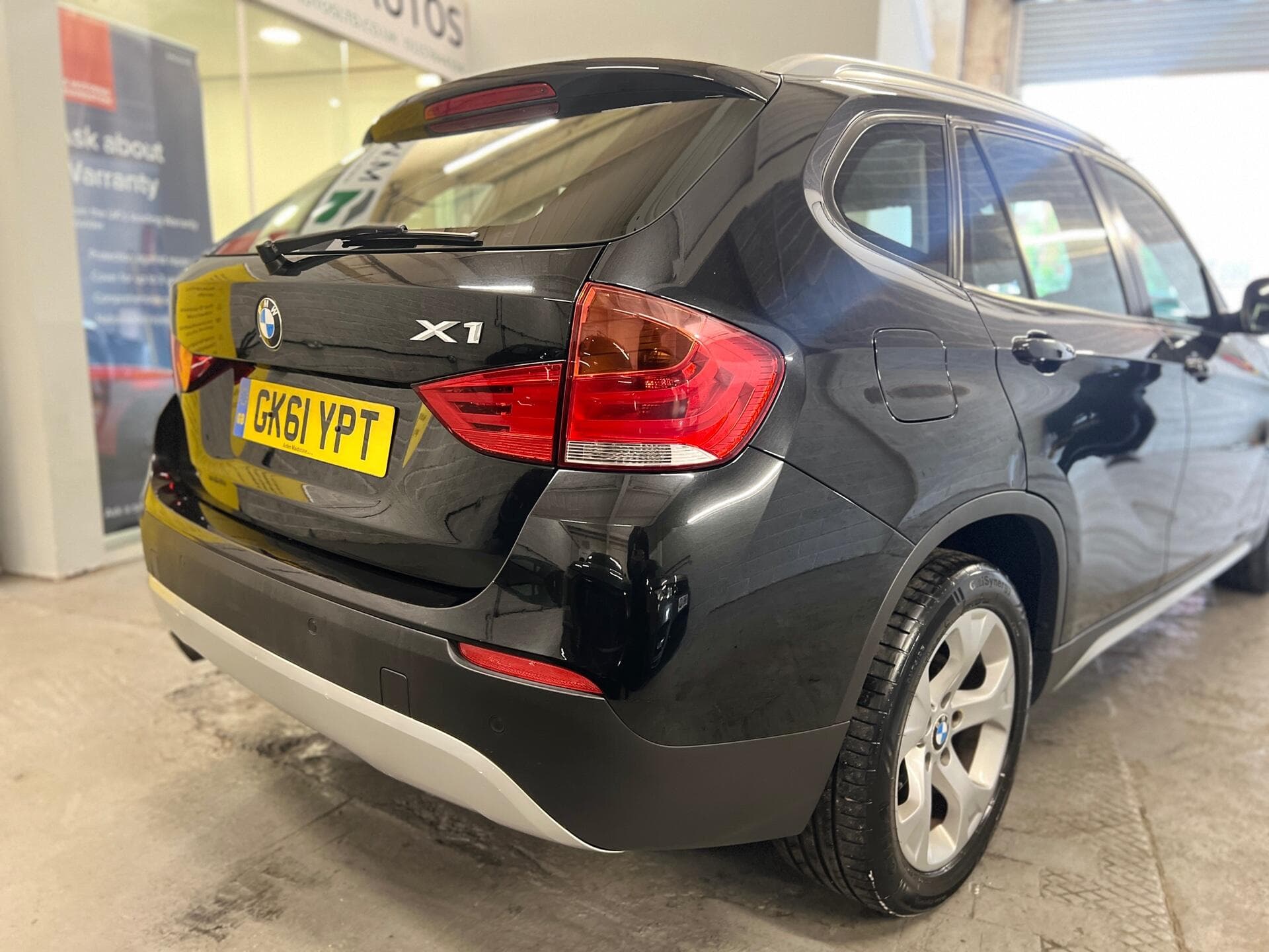 2011 BMW X1 - Image 18