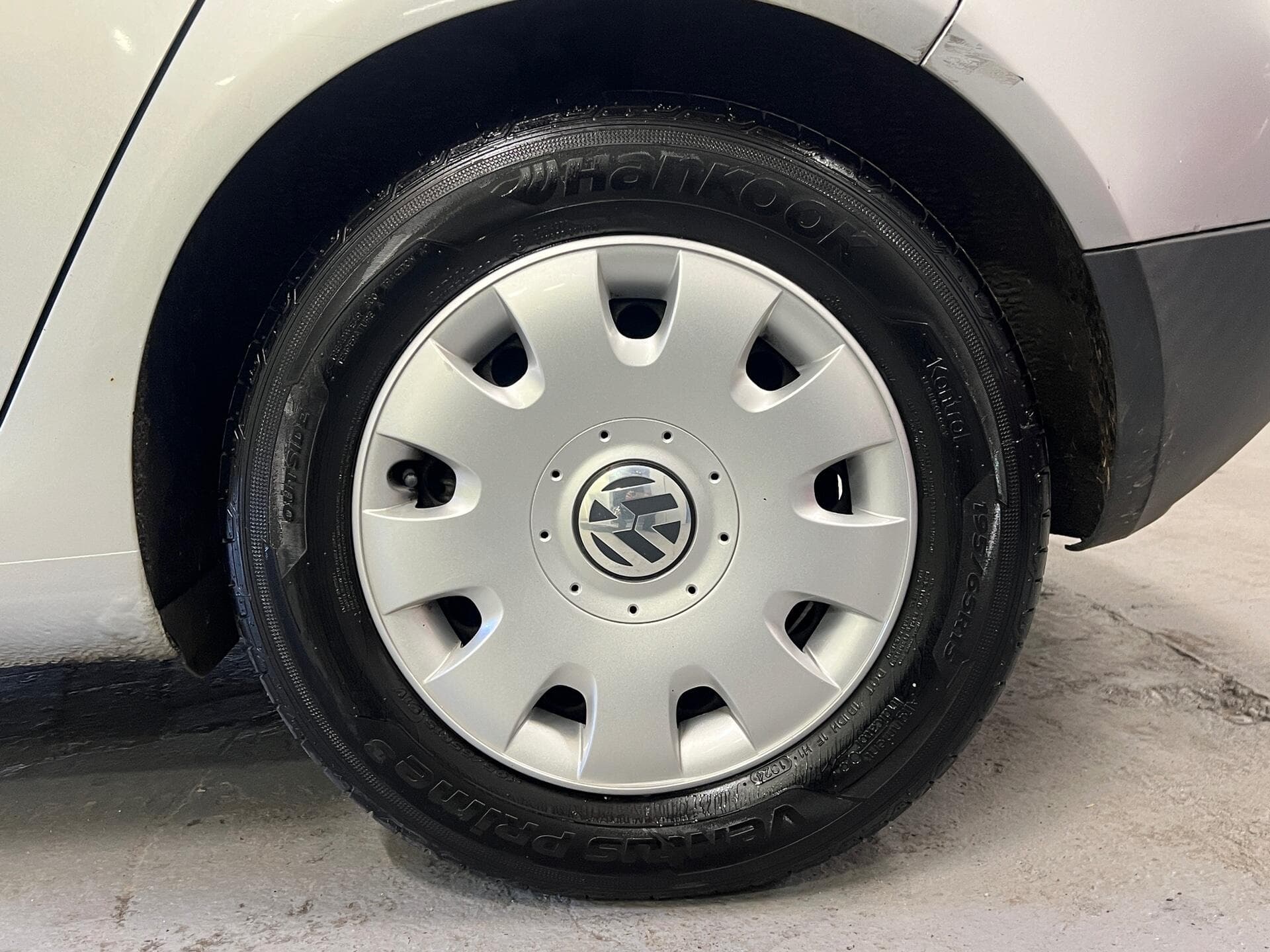 2008 Volkswagen Golf - Image 13