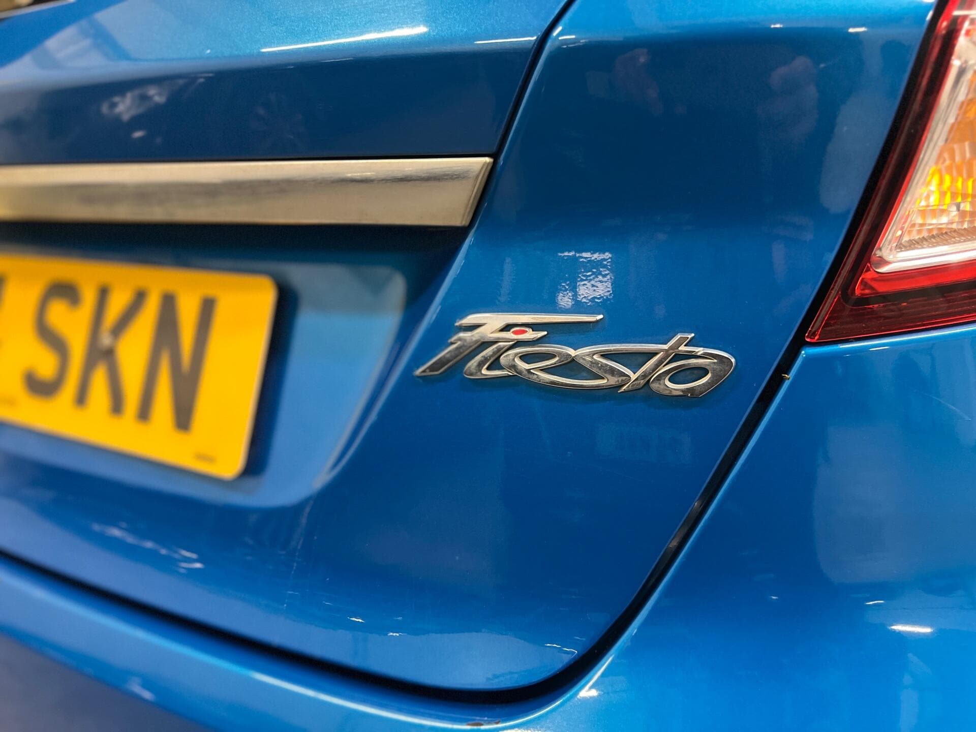 2014 Ford Fiesta - Image 12