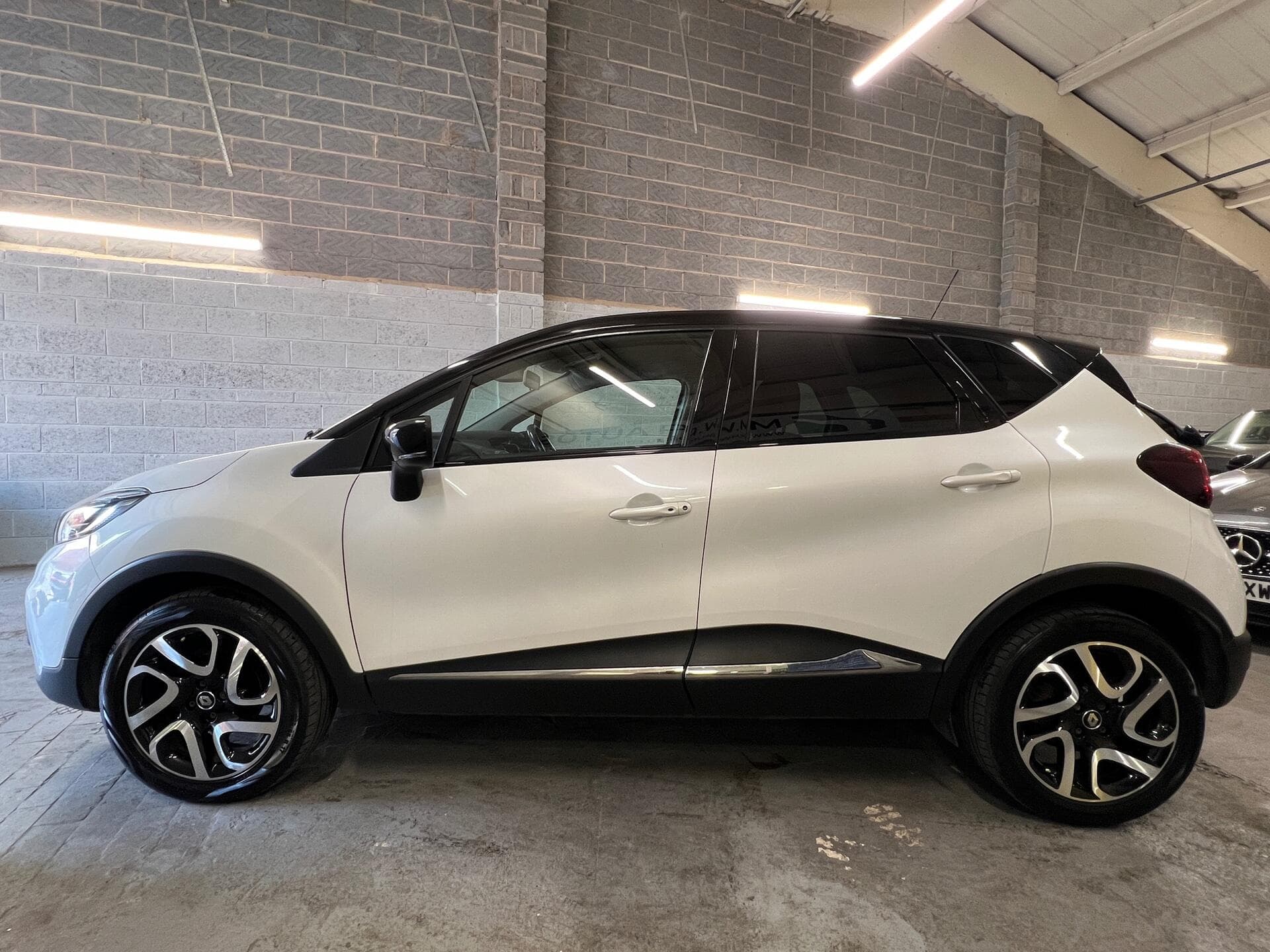 2017 Renault Captur - Image 8