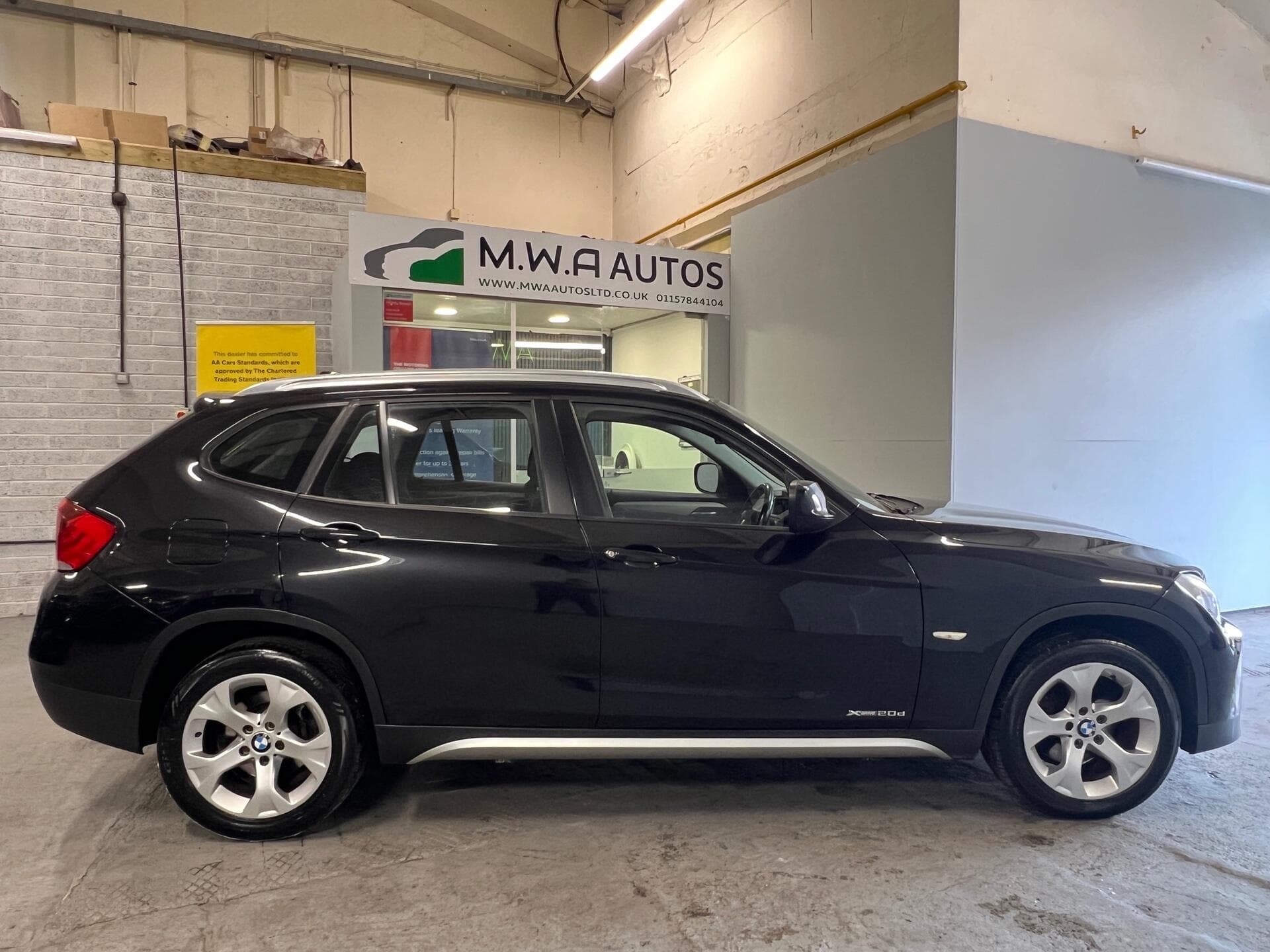 2011 BMW X1 - Image 8
