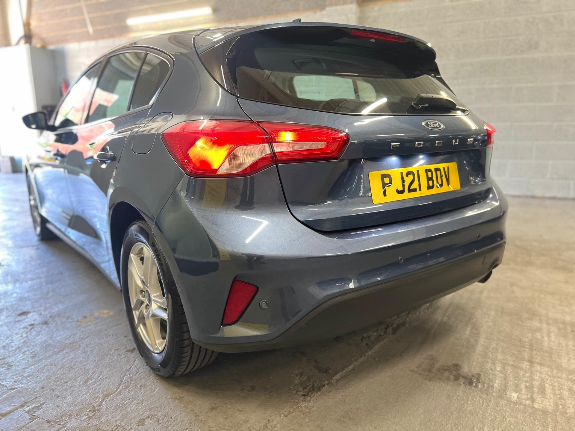 2021 Ford Focus - Image 10