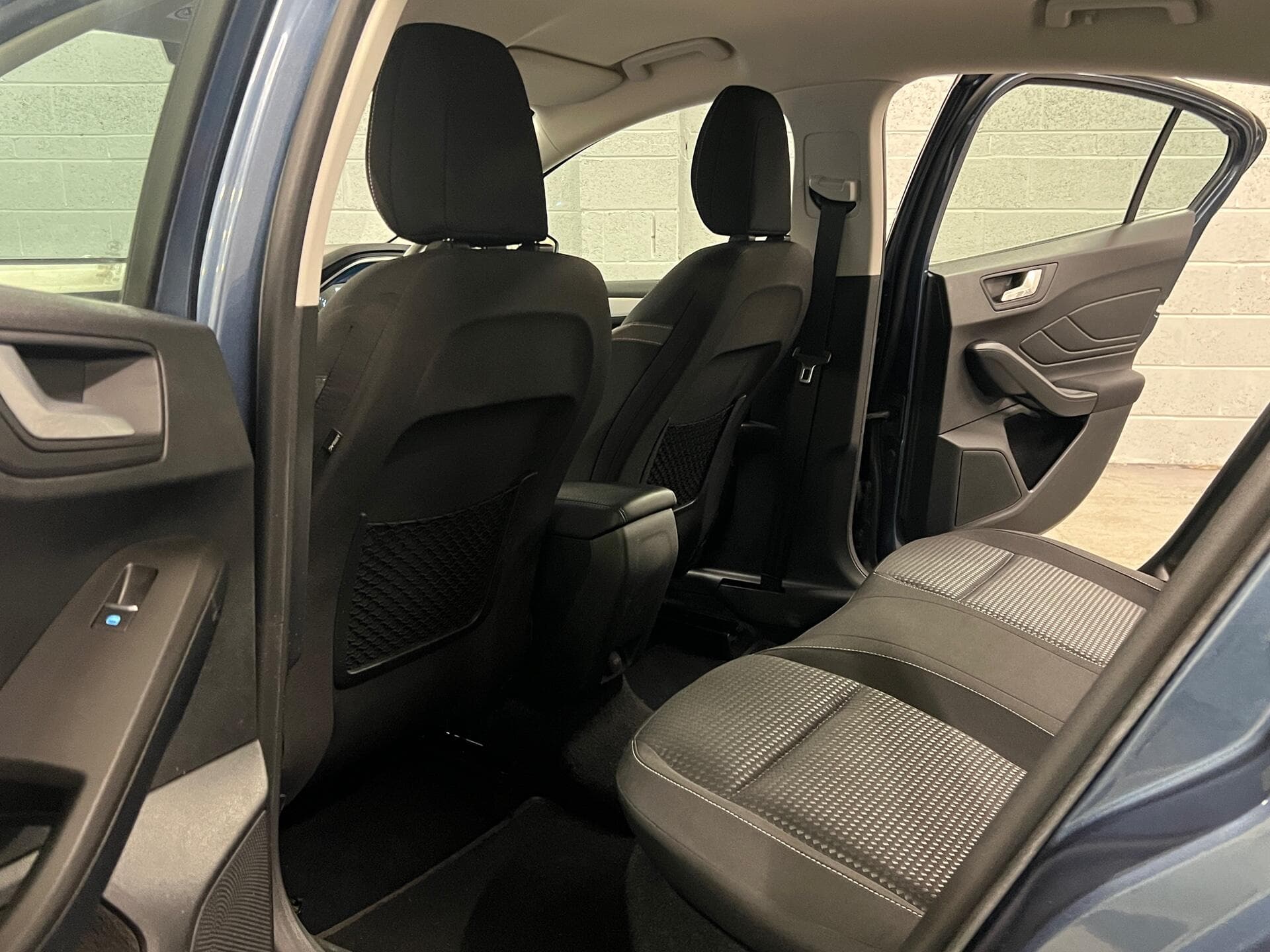 2021 Ford Focus - Image 25