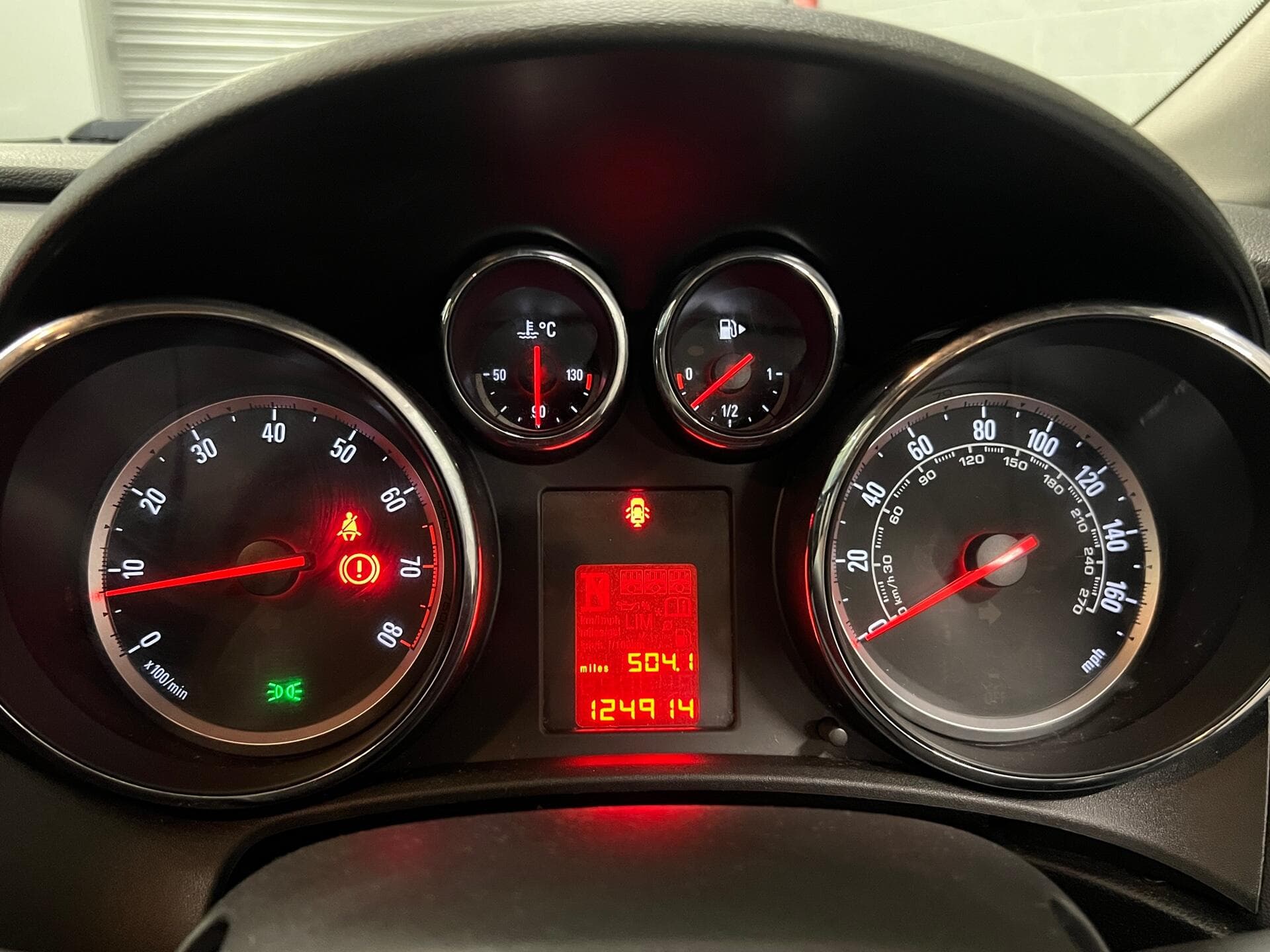2013 Vauxhall Astra - Image 25