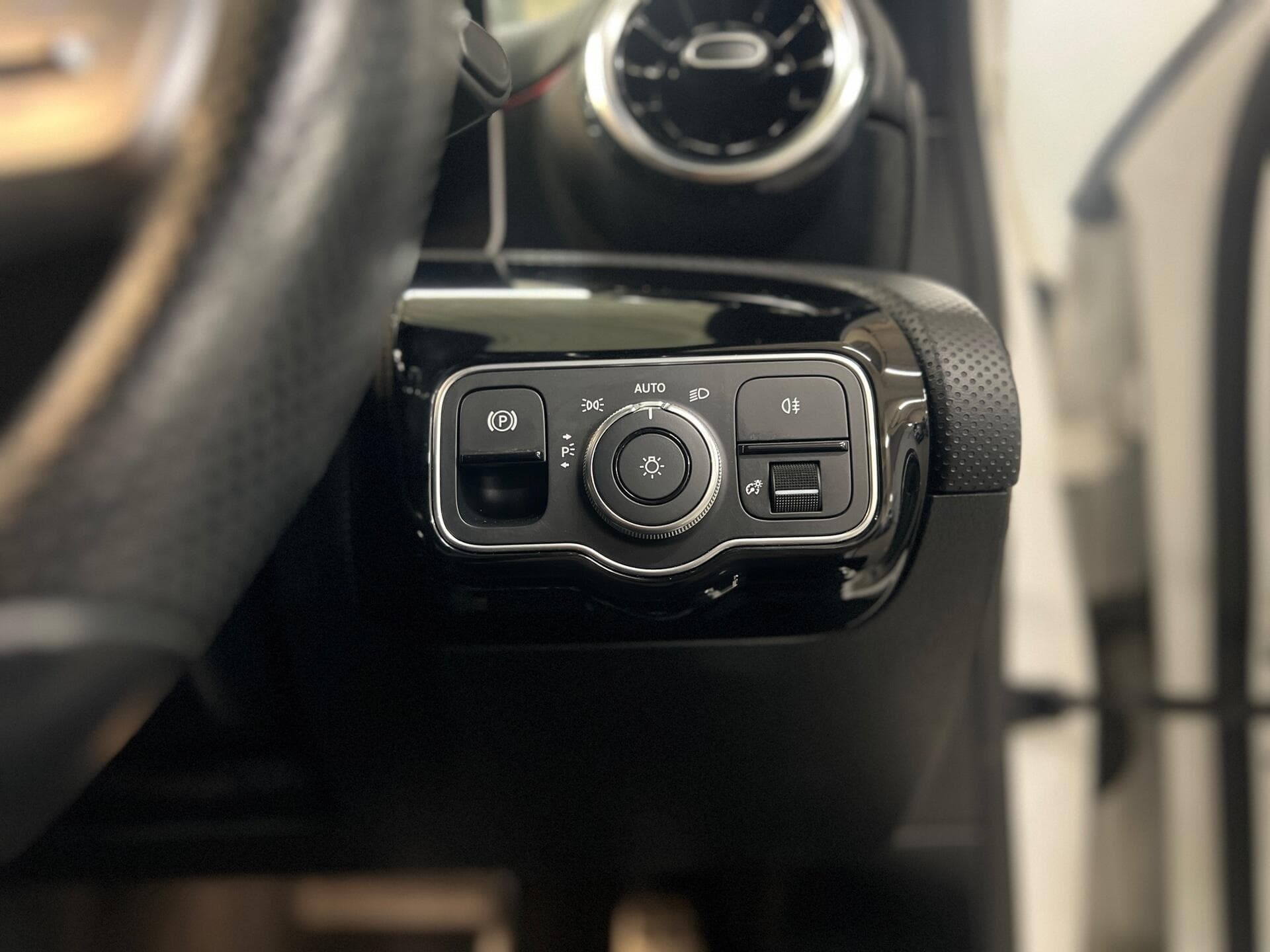 2019 Mercedes-Benz A Class - Image 40