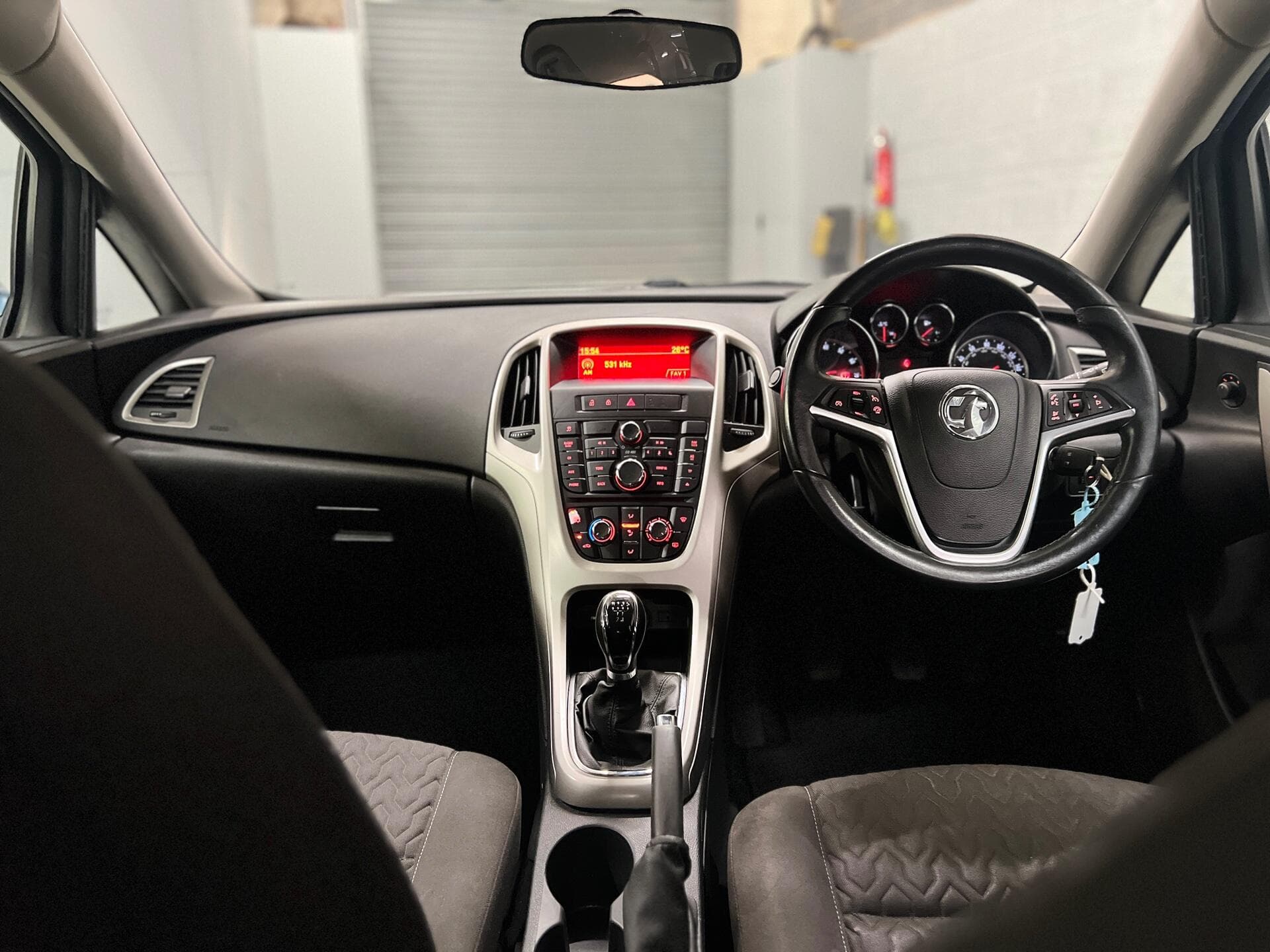 2013 Vauxhall Astra - Image 33