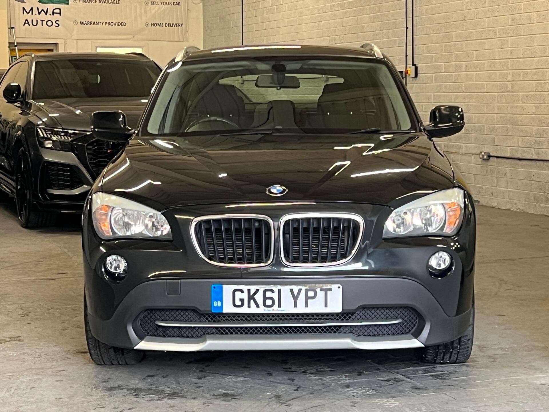 2011 BMW X1 - Image 2