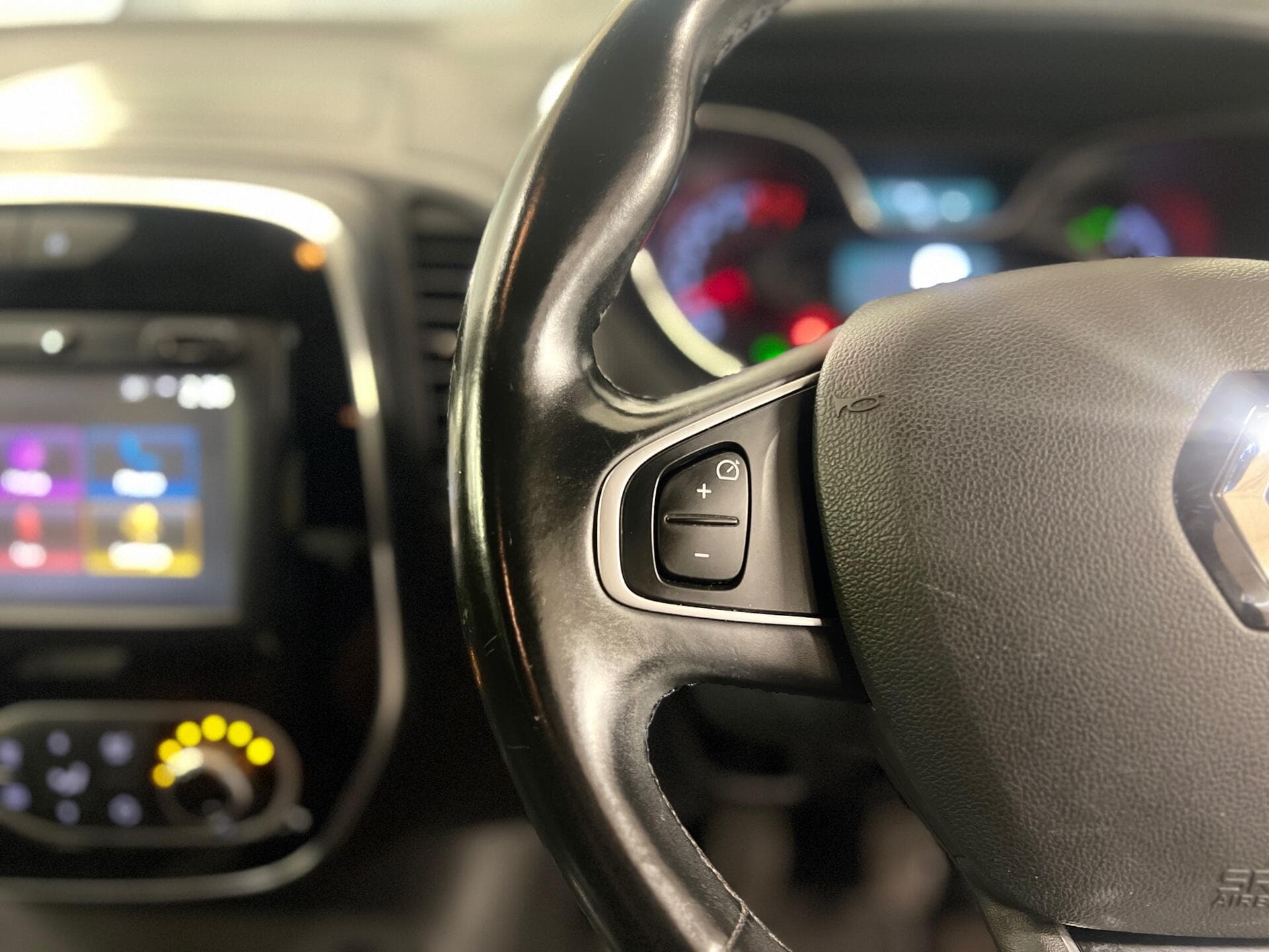 2017 Renault Captur - Image 22