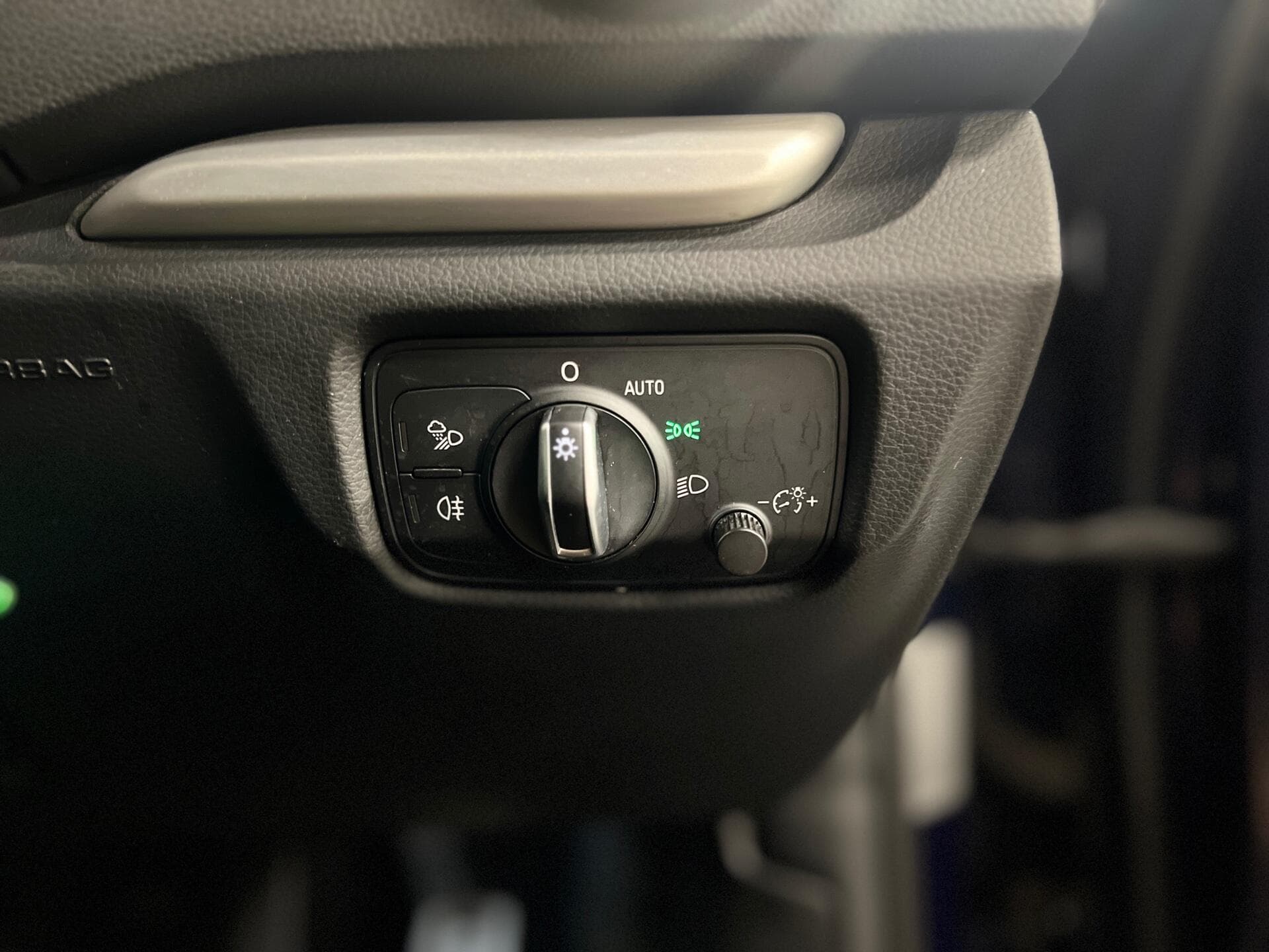 2017 Audi A3 - Image 32
