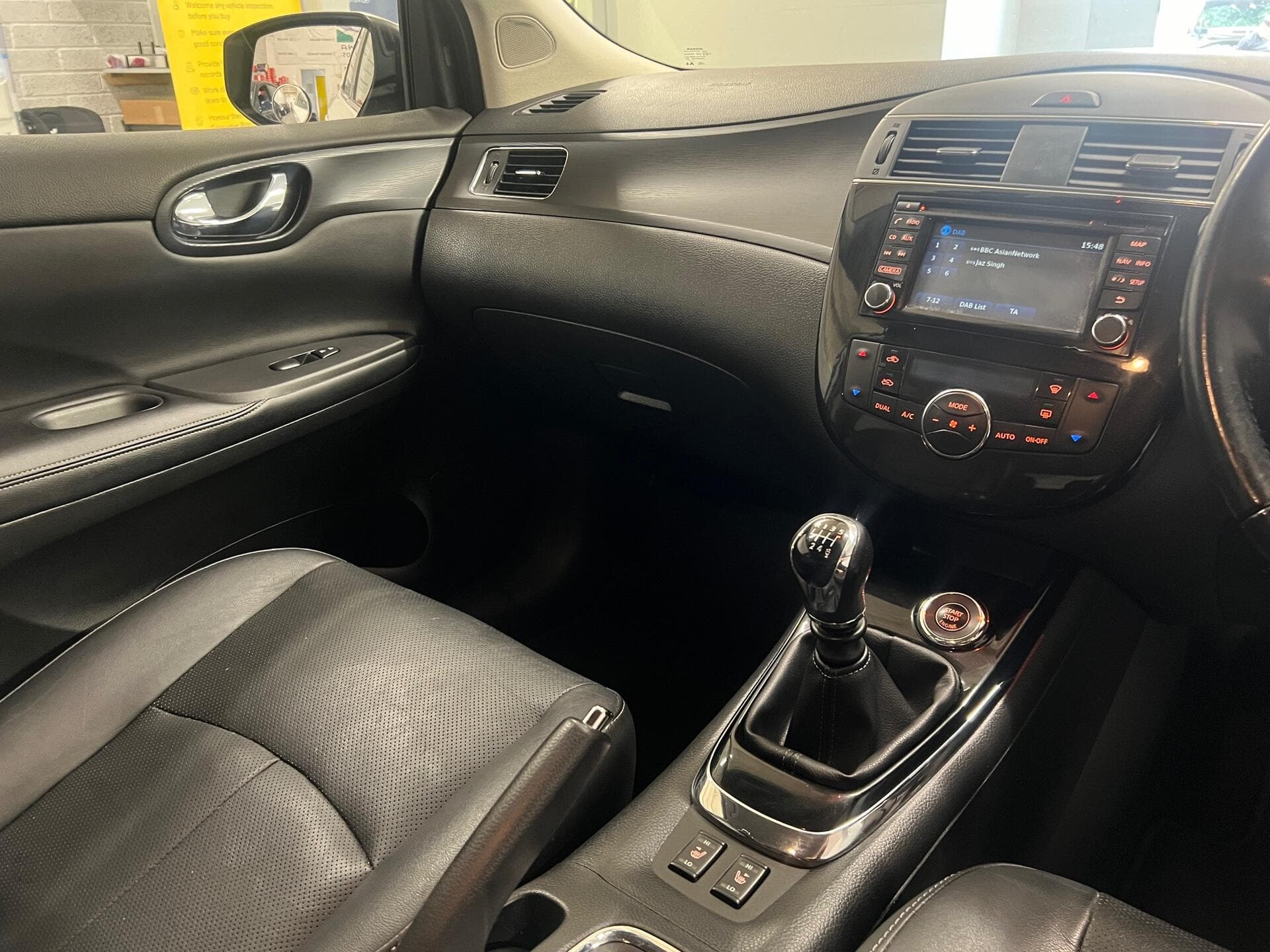 2015 Nissan Pulsar - Image 32