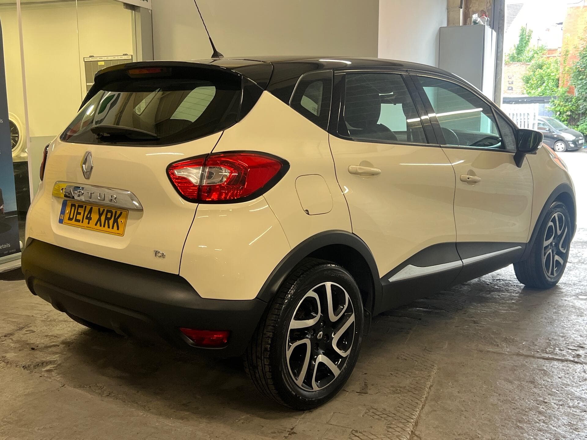 2014 Renault Captur - Image 10