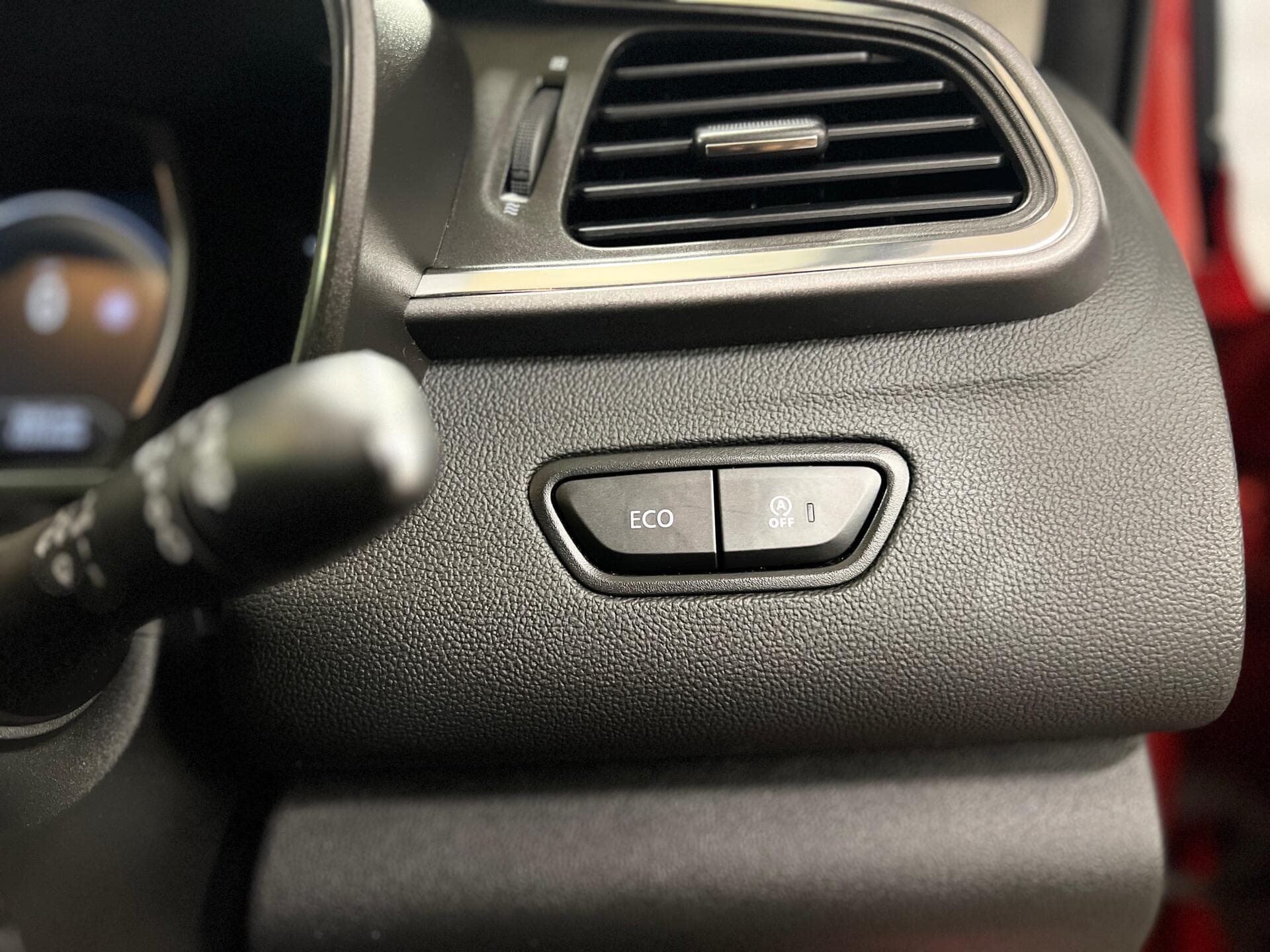 2017 Renault Kadjar - Image 37