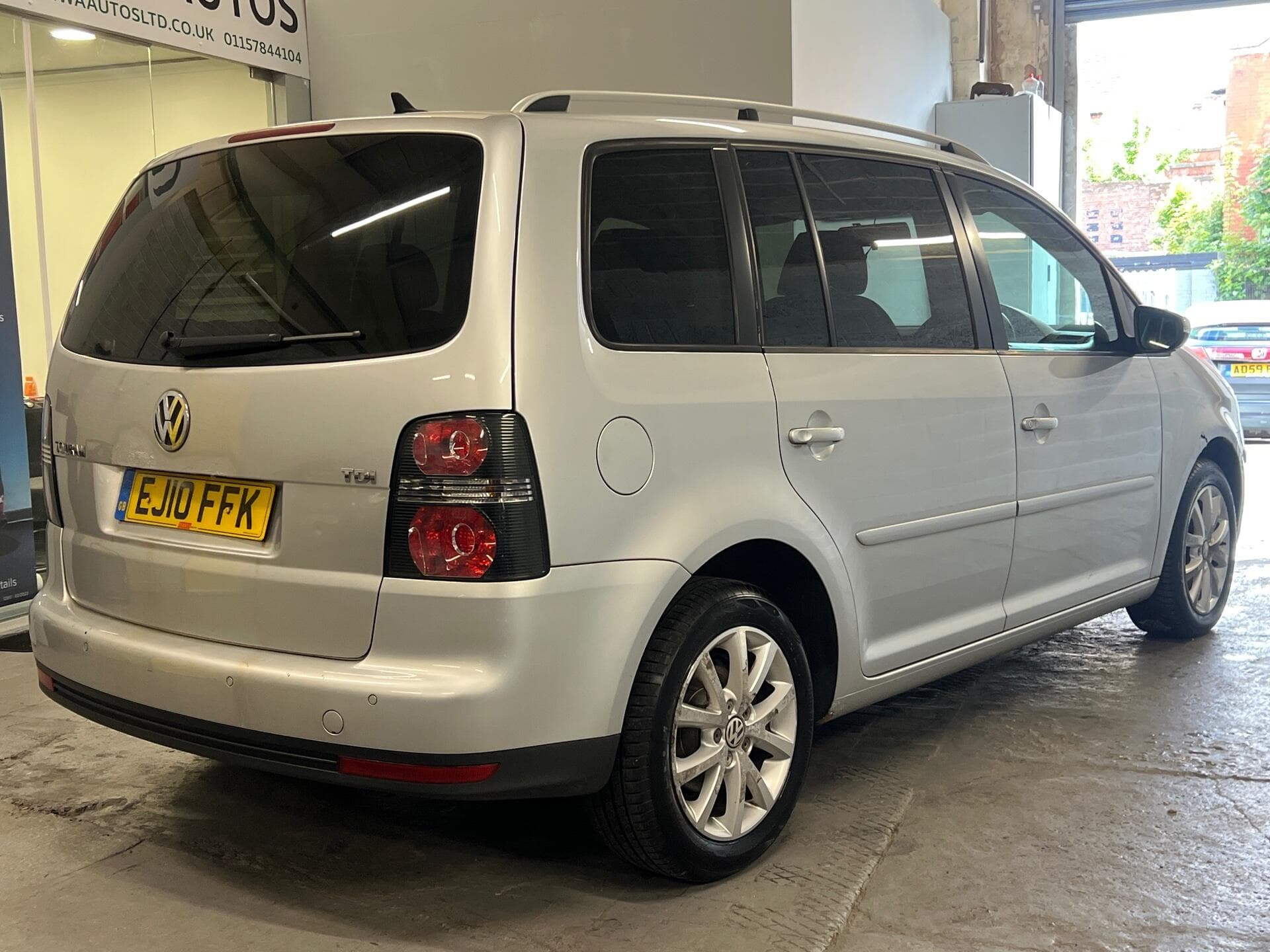 2010 Volkswagen Touran - Image 7