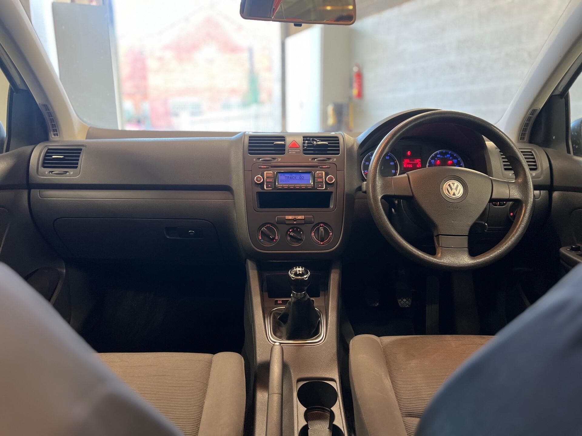 2008 Volkswagen Golf - Image 33
