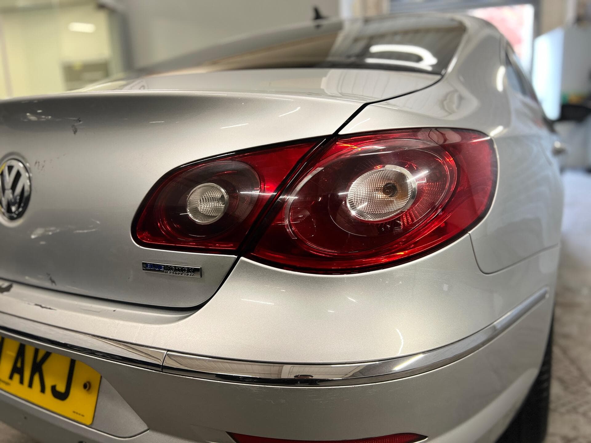 2012 Volkswagen CC - Image 14