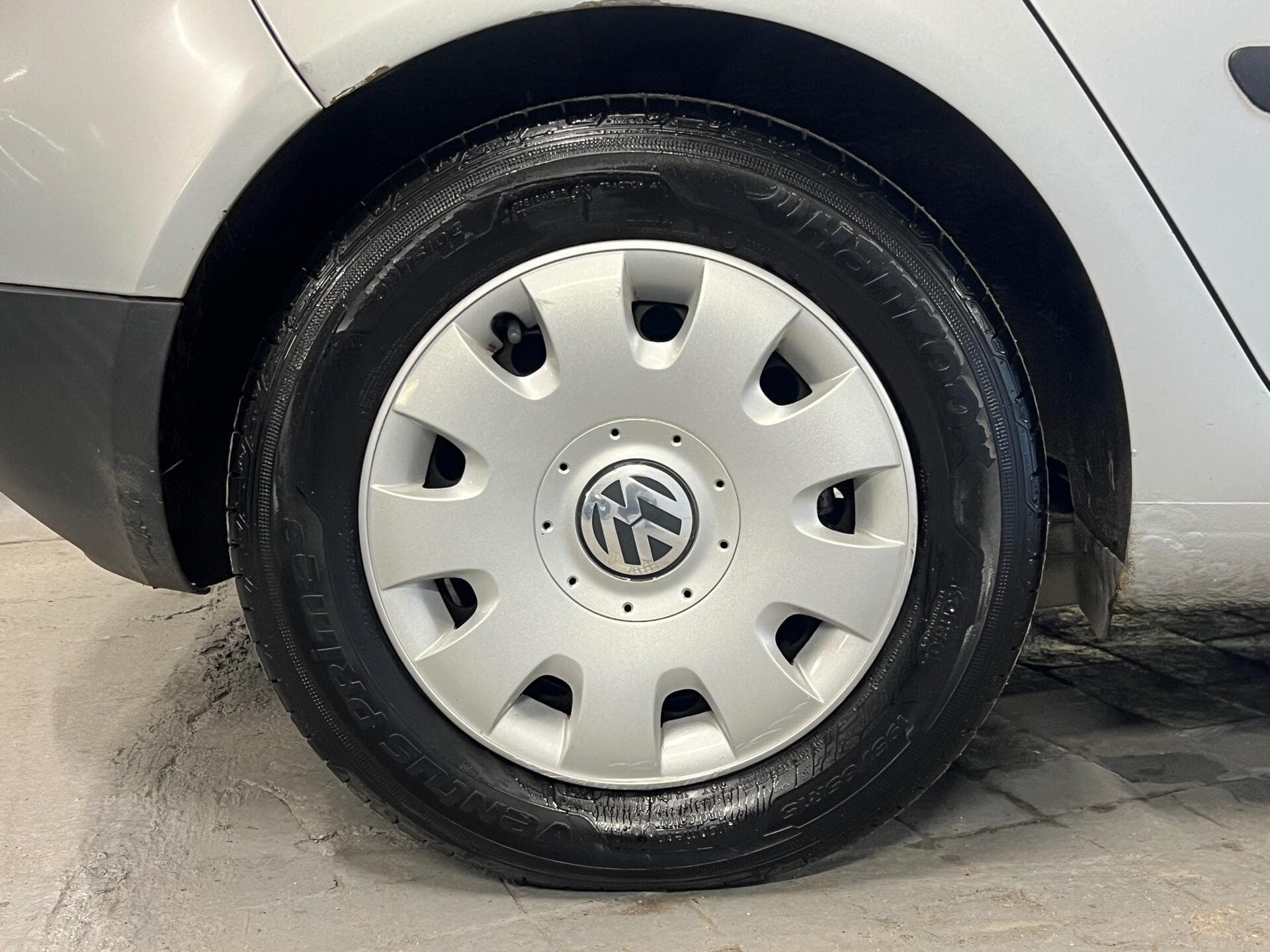 2008 Volkswagen Golf - Image 16