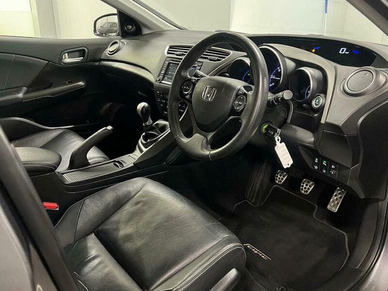 2015 Honda Civic - Image 24