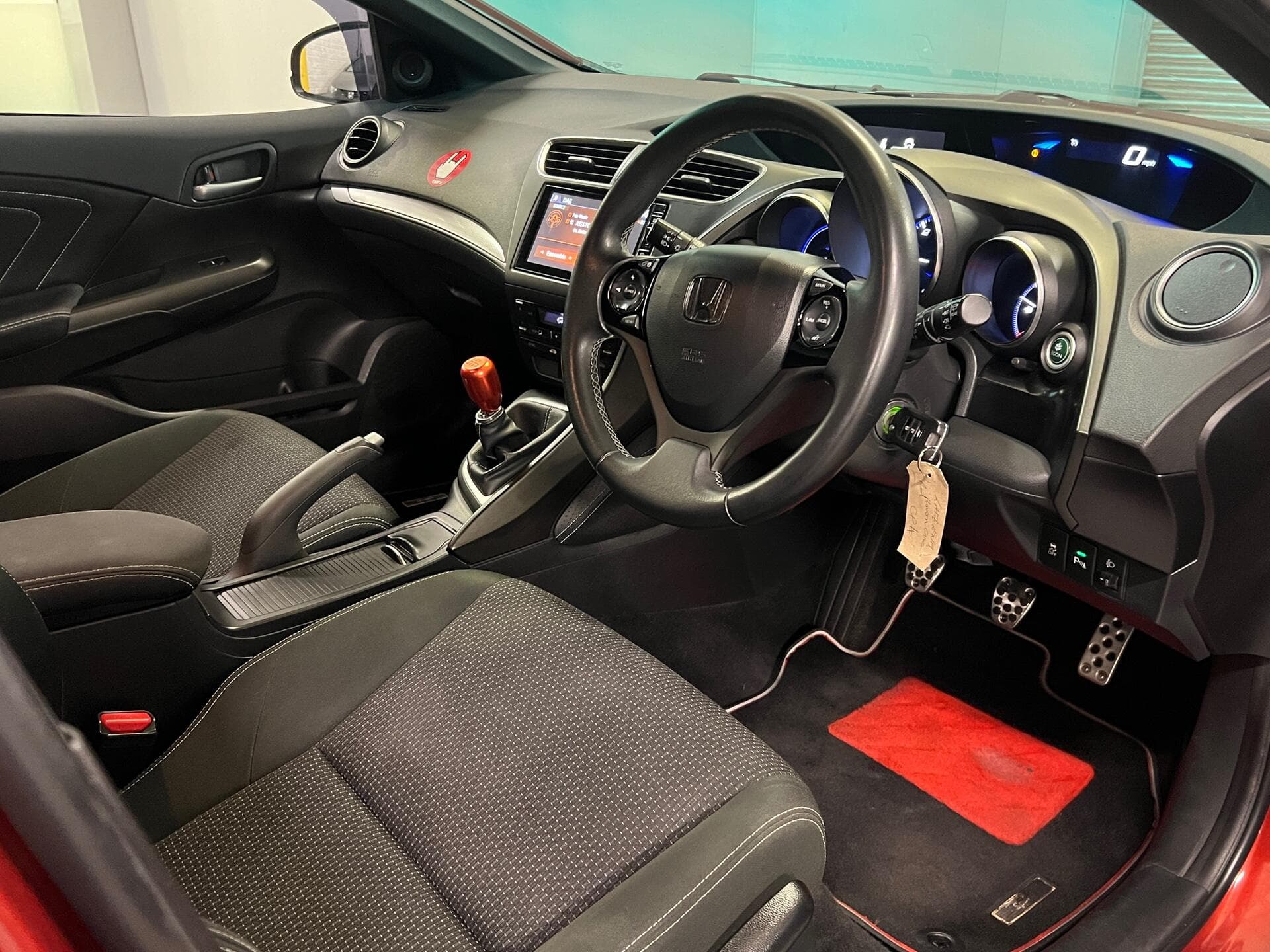 2017 Honda Civic - Image 25