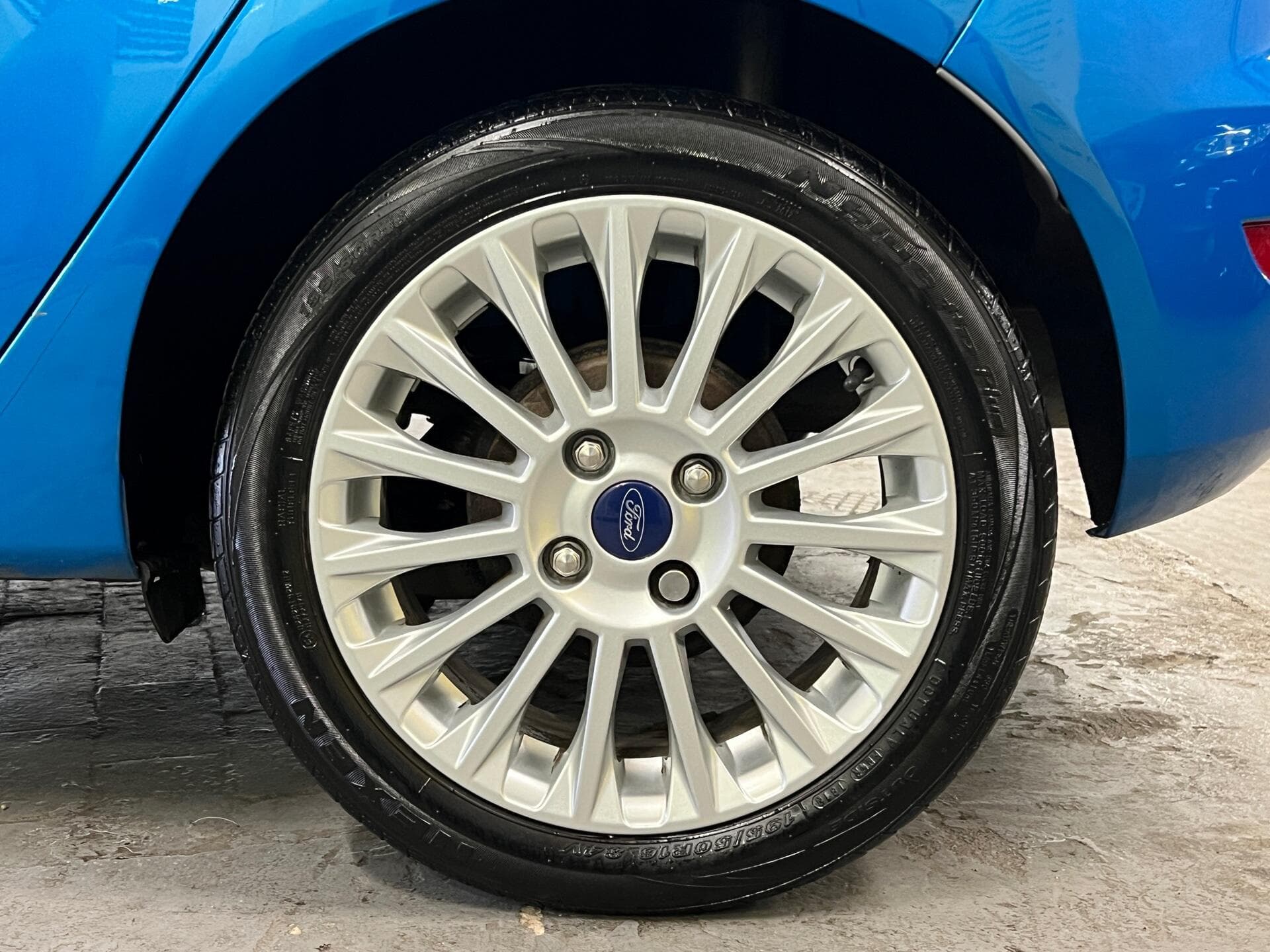 2014 Ford Fiesta - Image 18