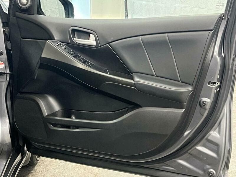 2015 Honda Civic - Image 28