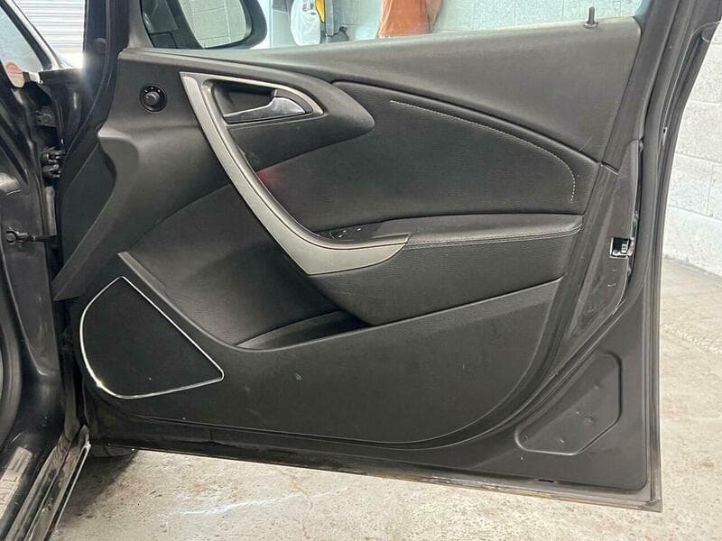 2012 Vauxhall Astra - Image 21
