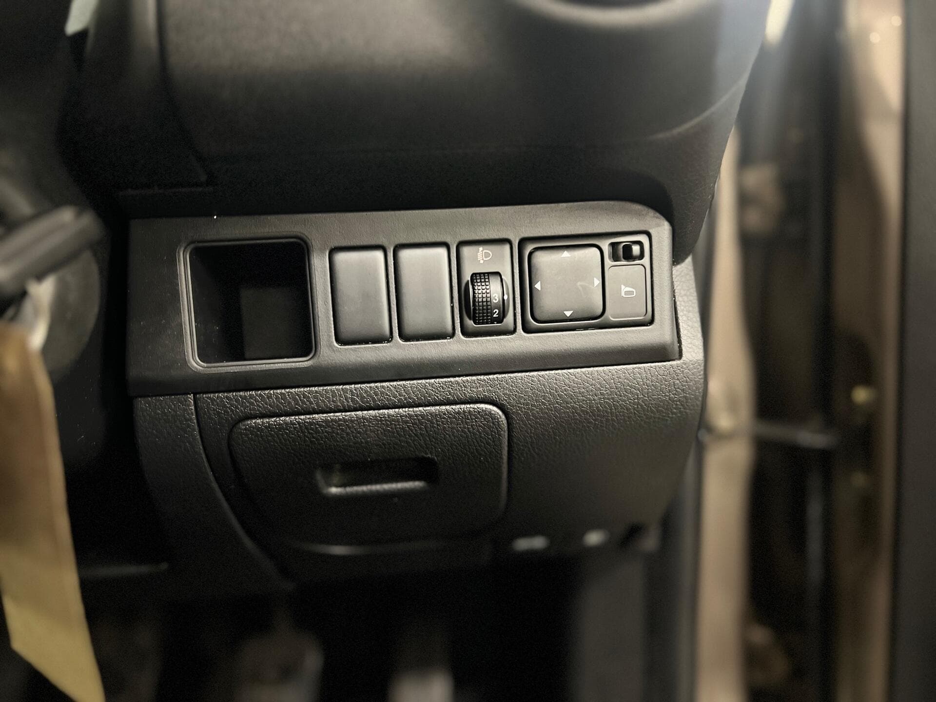 2006 Nissan Note - Image 19