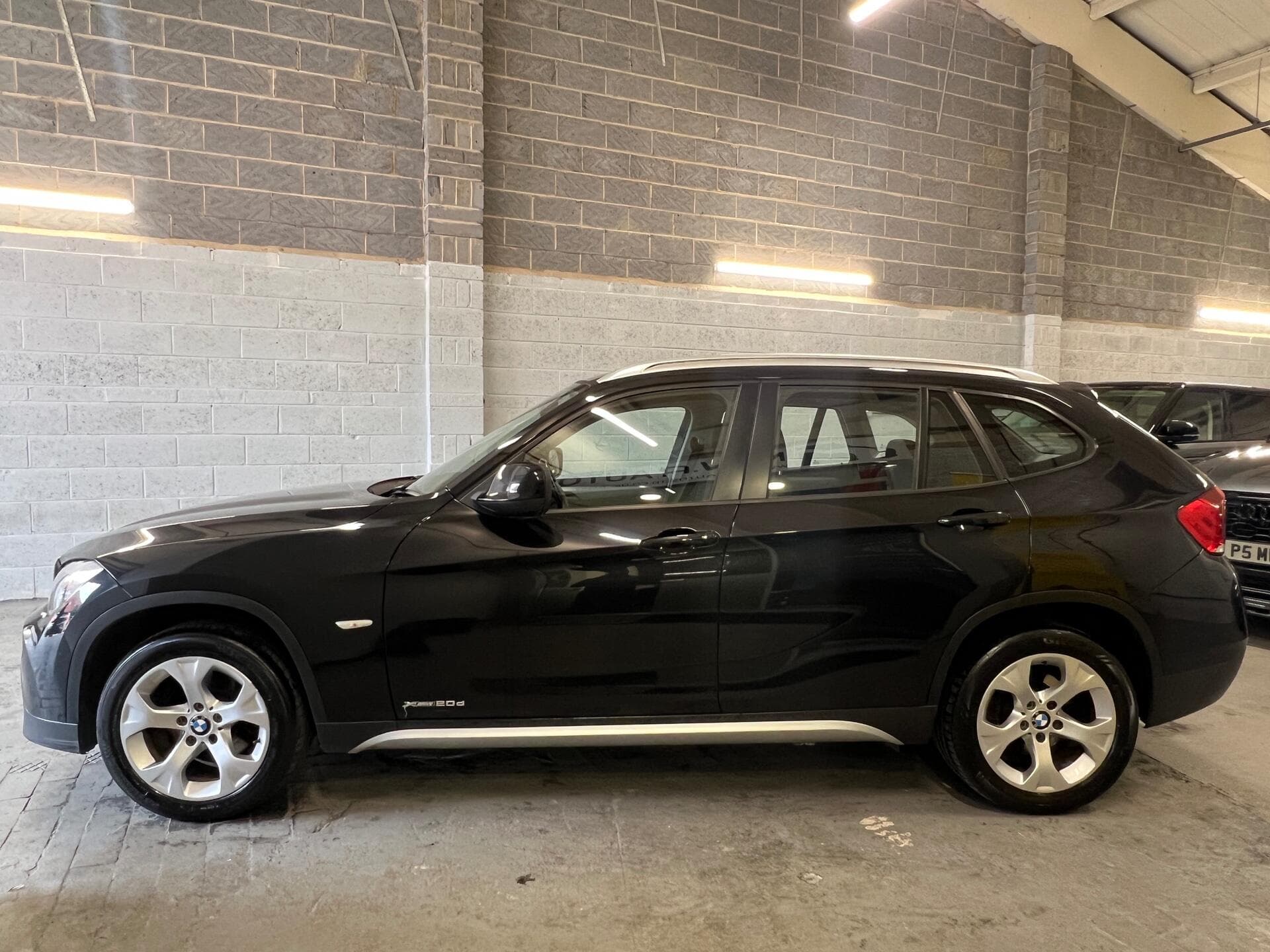 2011 BMW X1 - Image 14