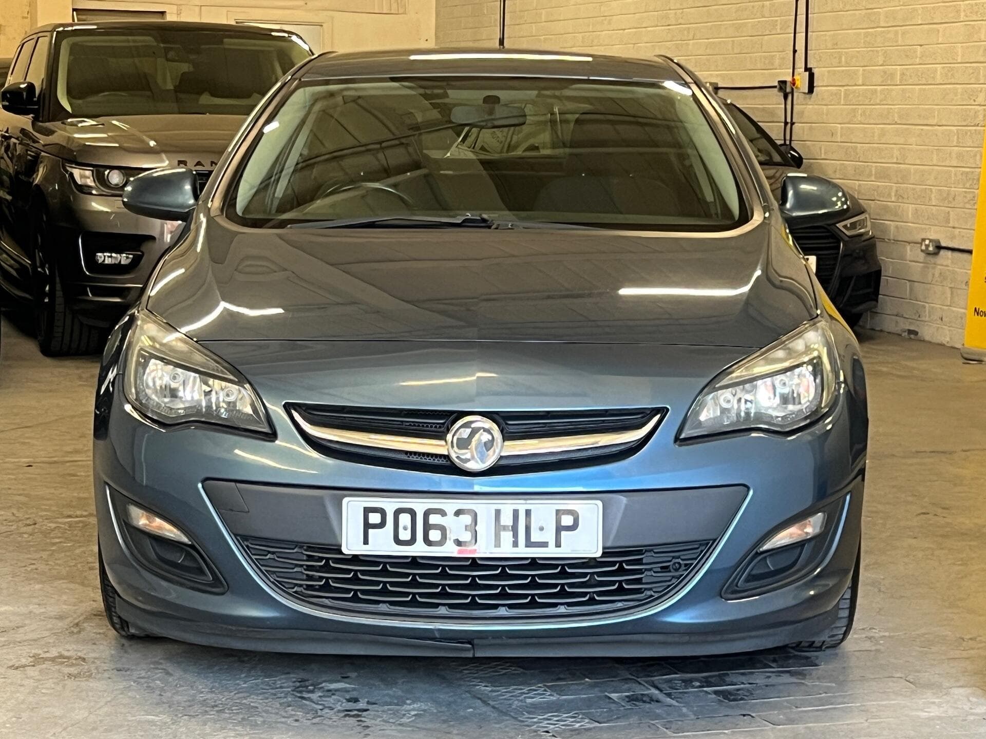2013 Vauxhall Astra - Image 3