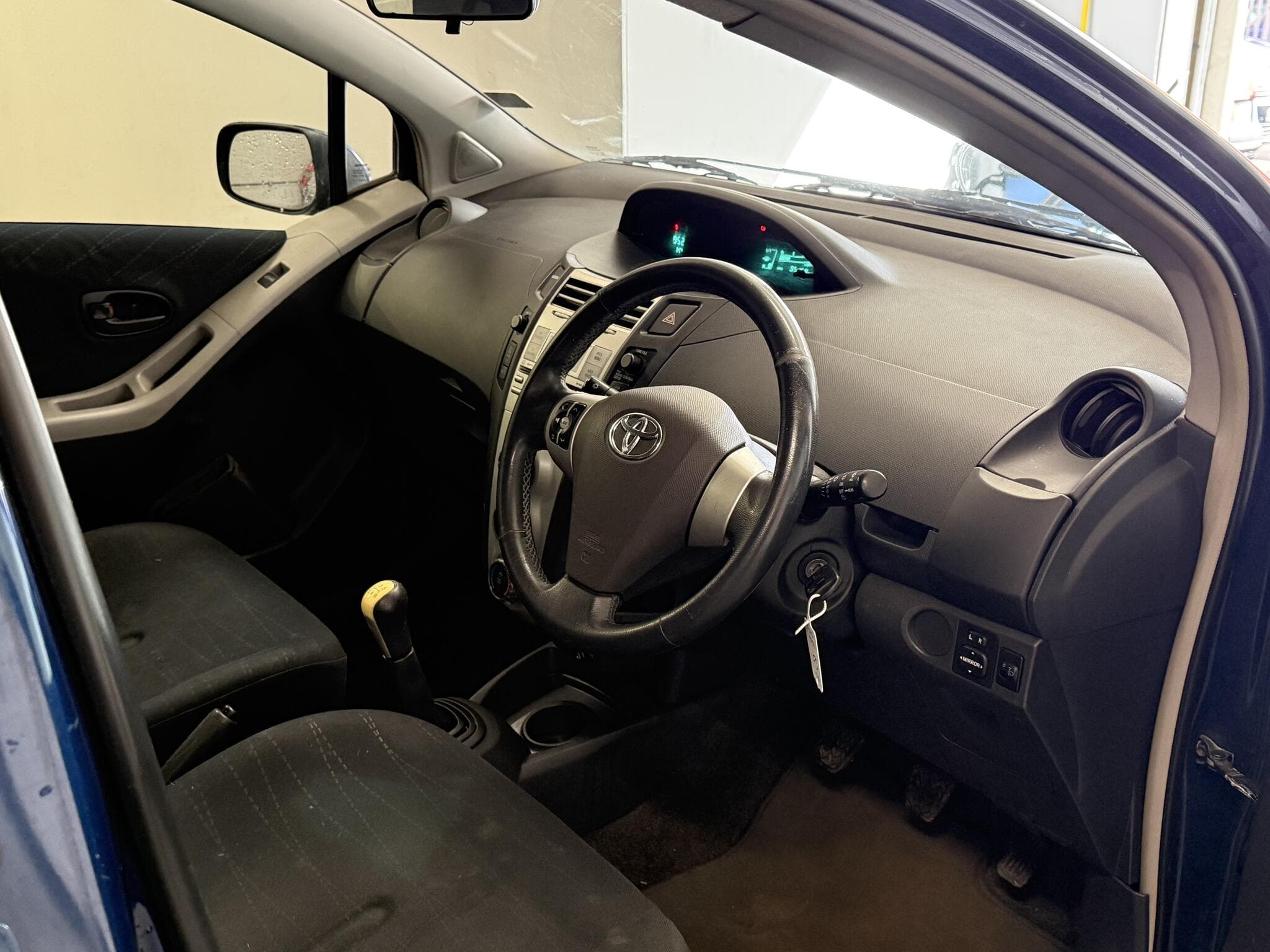 2006 Toyota Yaris - Image 14