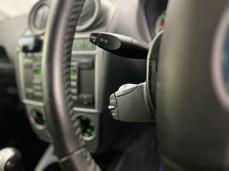 2009 Ford Fiesta - Image 22