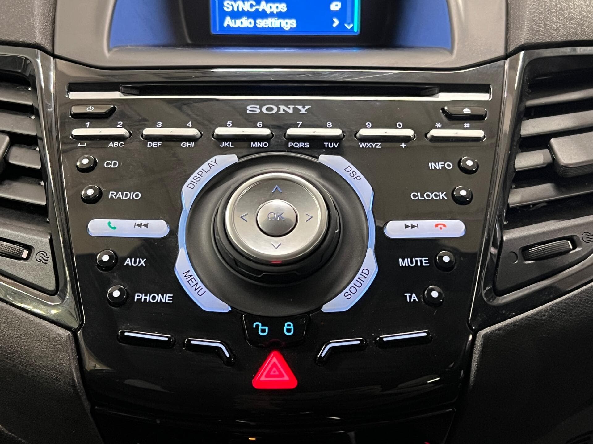 2014 Ford Fiesta - Image 41
