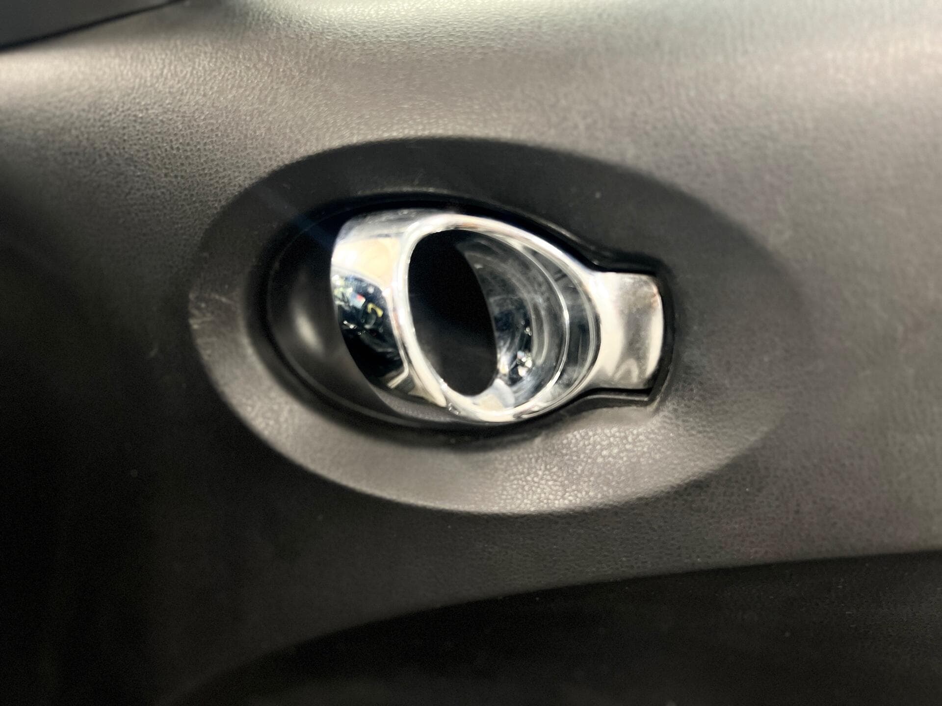 2017 Nissan Juke - Image 26