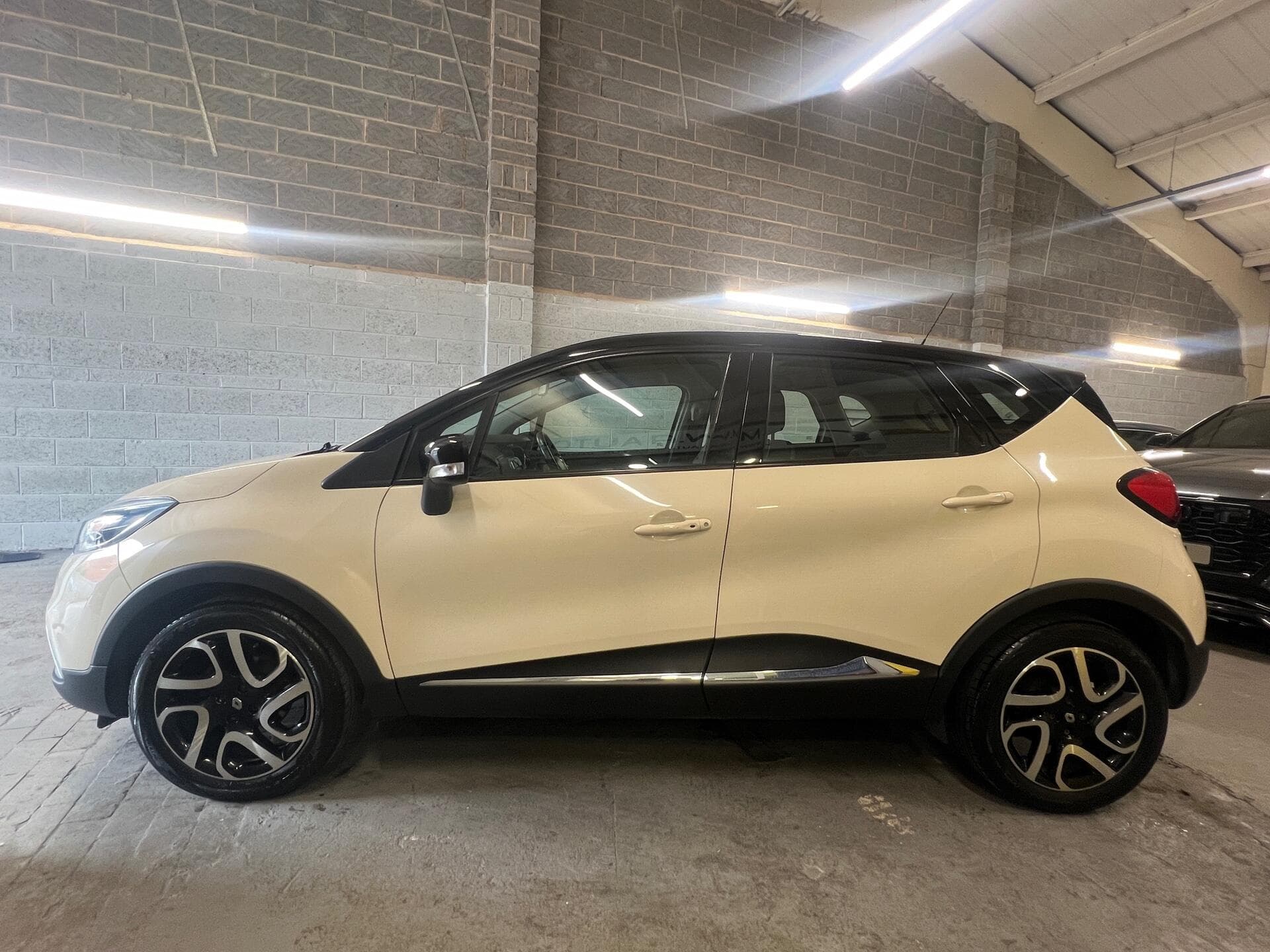 2014 Renault Captur - Image 12