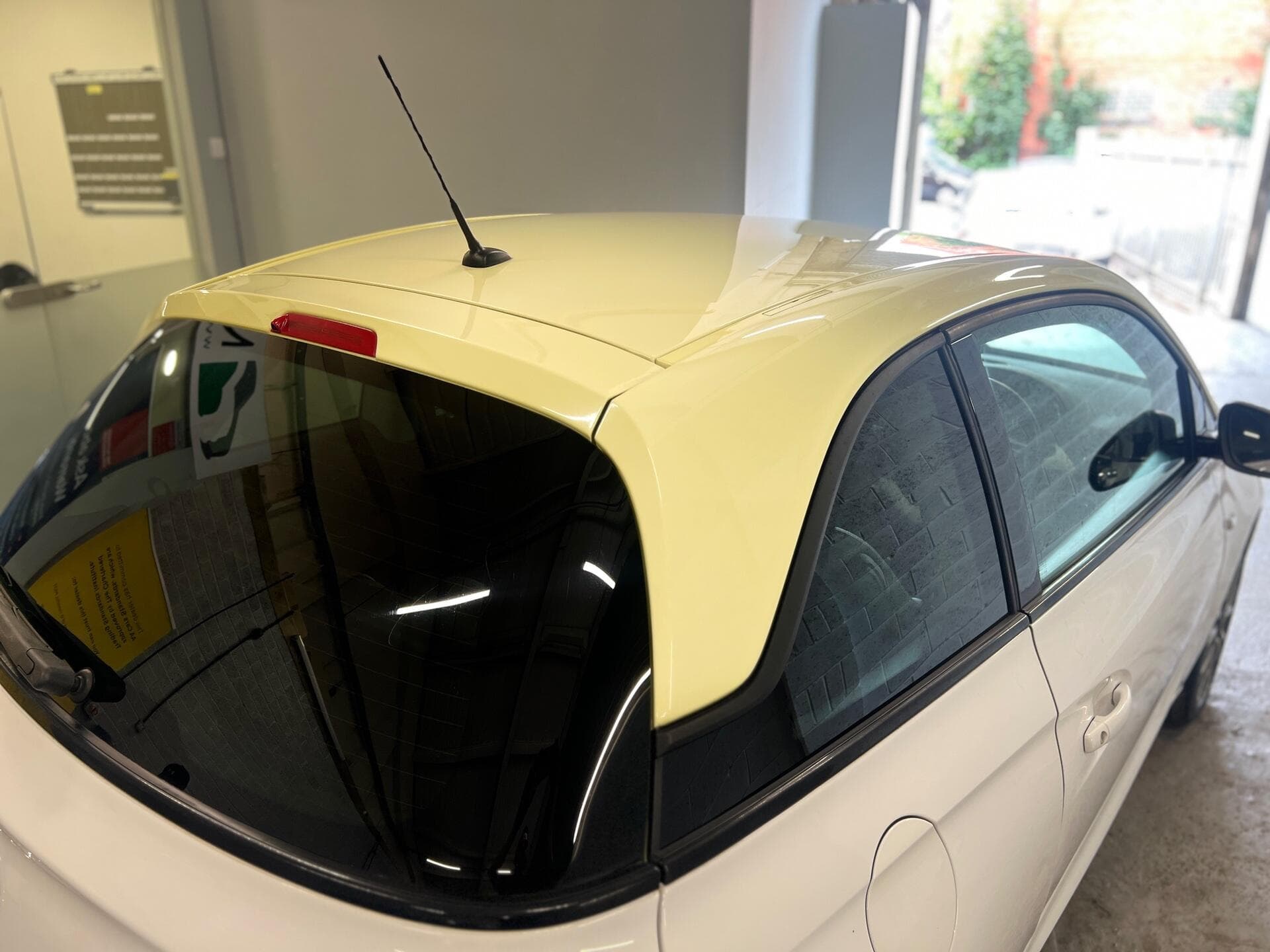 2015 Vauxhall ADAM - Image 17