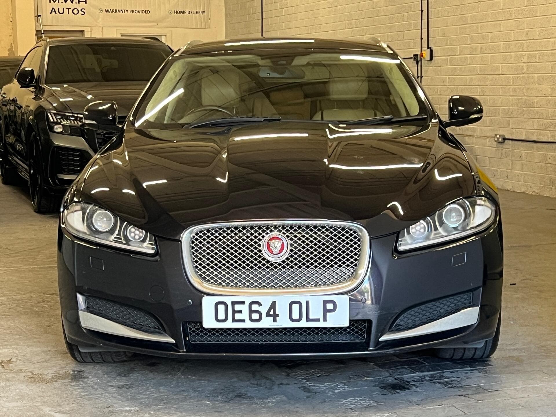 2014 Jaguar XF - Image 2